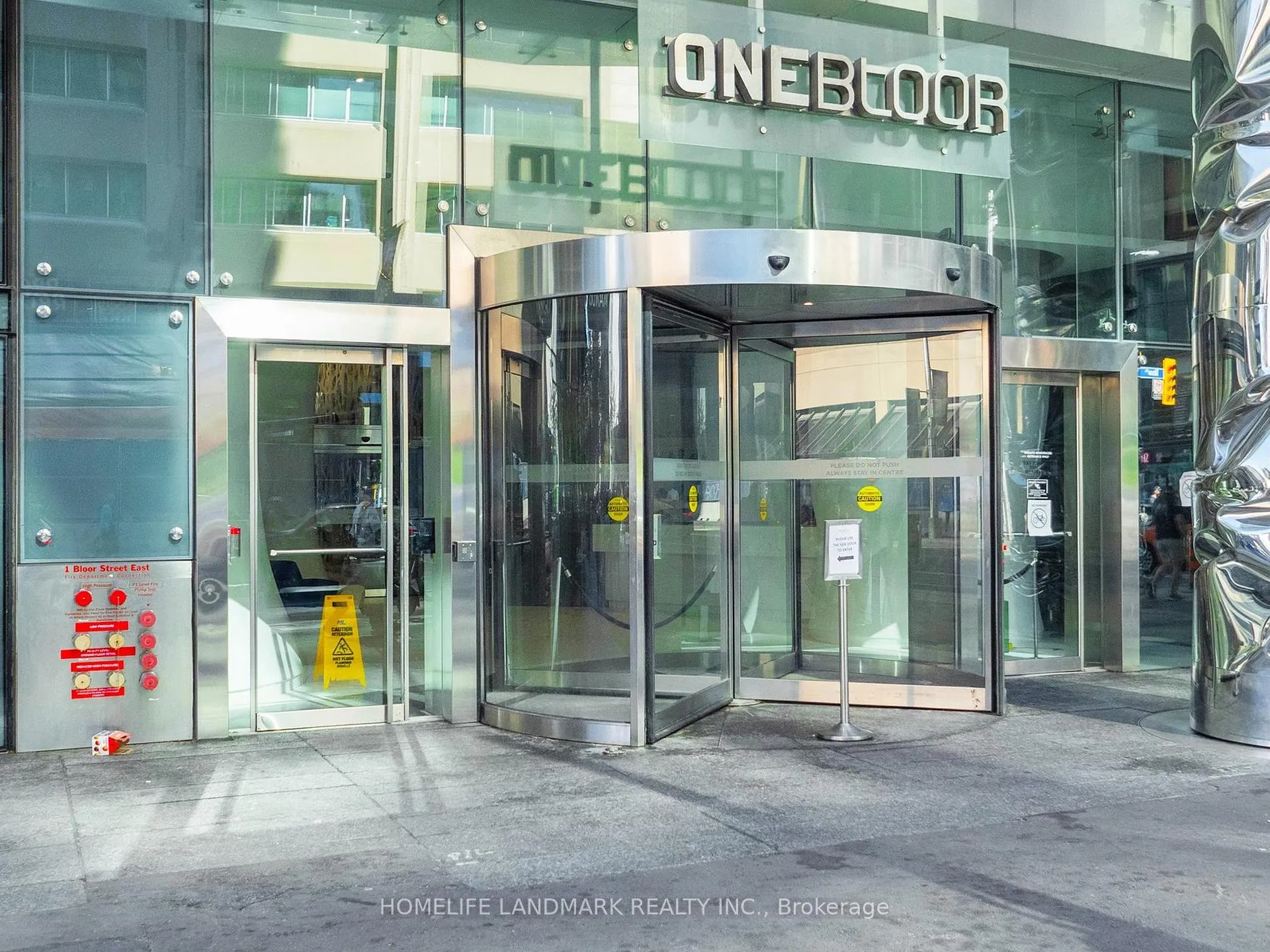 Photo 3 of Unit 6608, 1 bloor Street E, Toronto, Church-Yonge Corridor — HOMEH