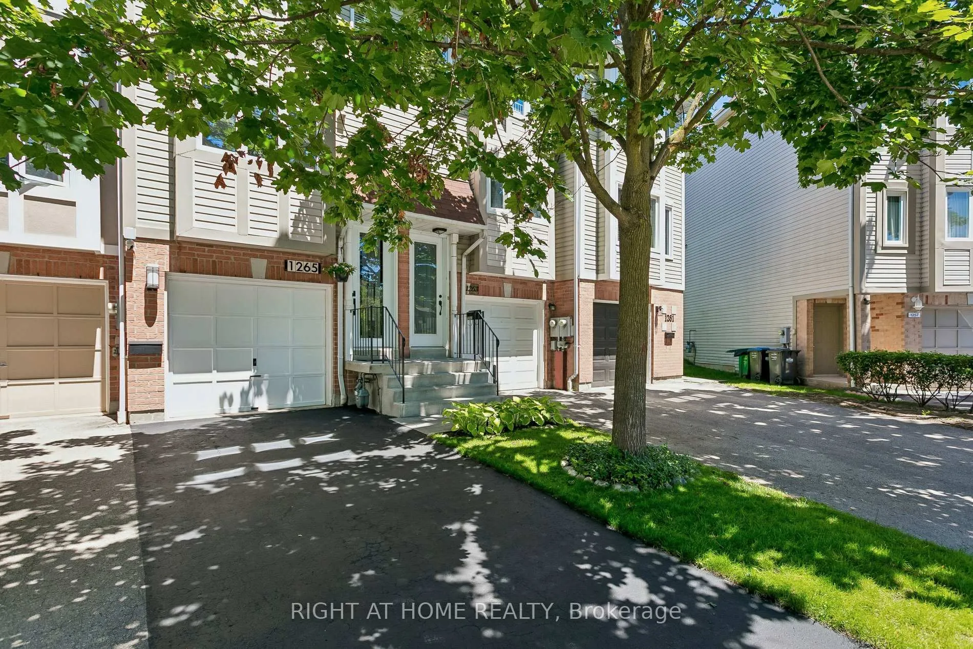 Front of 1265 Woodhill Court