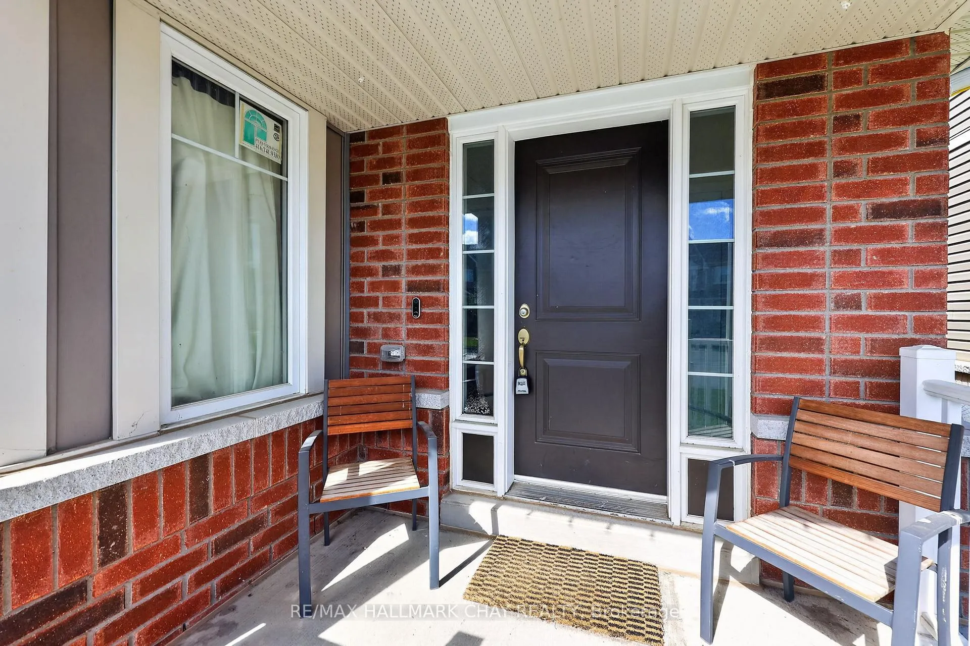 Photo 4 of 32 Jones Street, New Tecumseth, Alliston — HOMEH