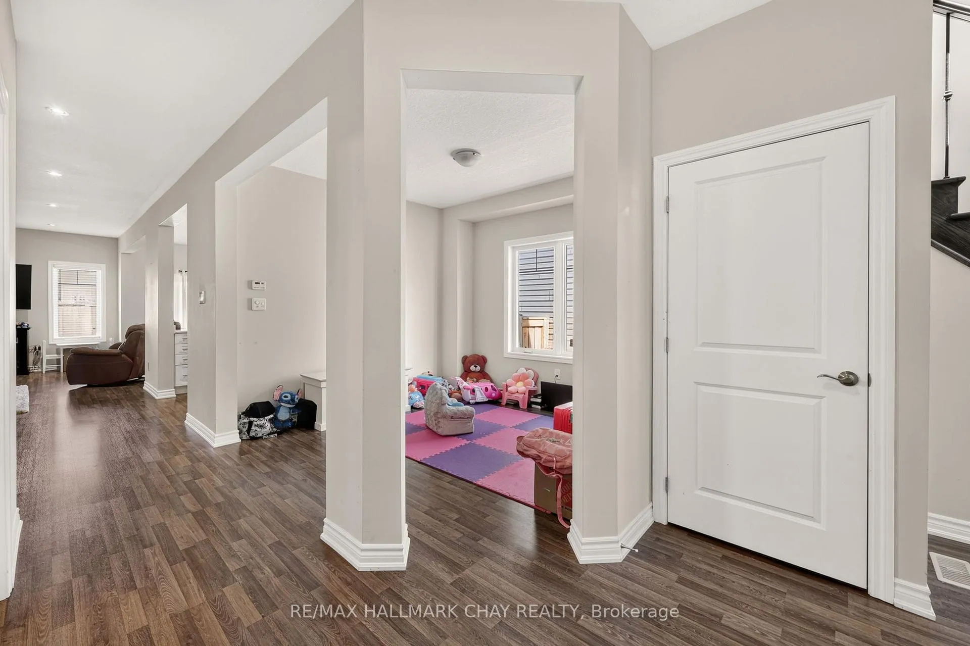 Photo 7 of 32 Jones Street, New Tecumseth, Alliston — HOMEH