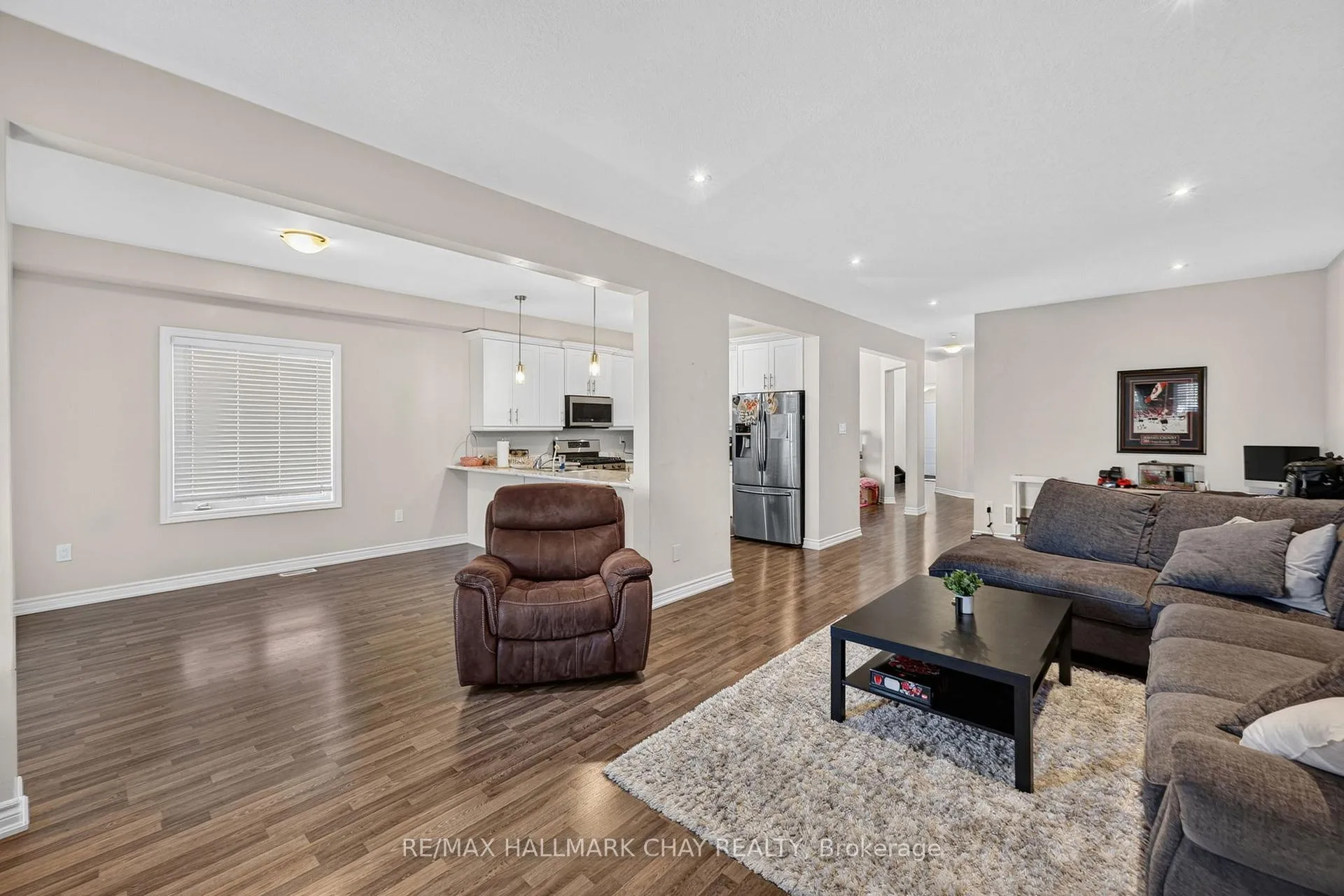 Photo 15 of 32 Jones Street, New Tecumseth, Alliston — HOMEH
