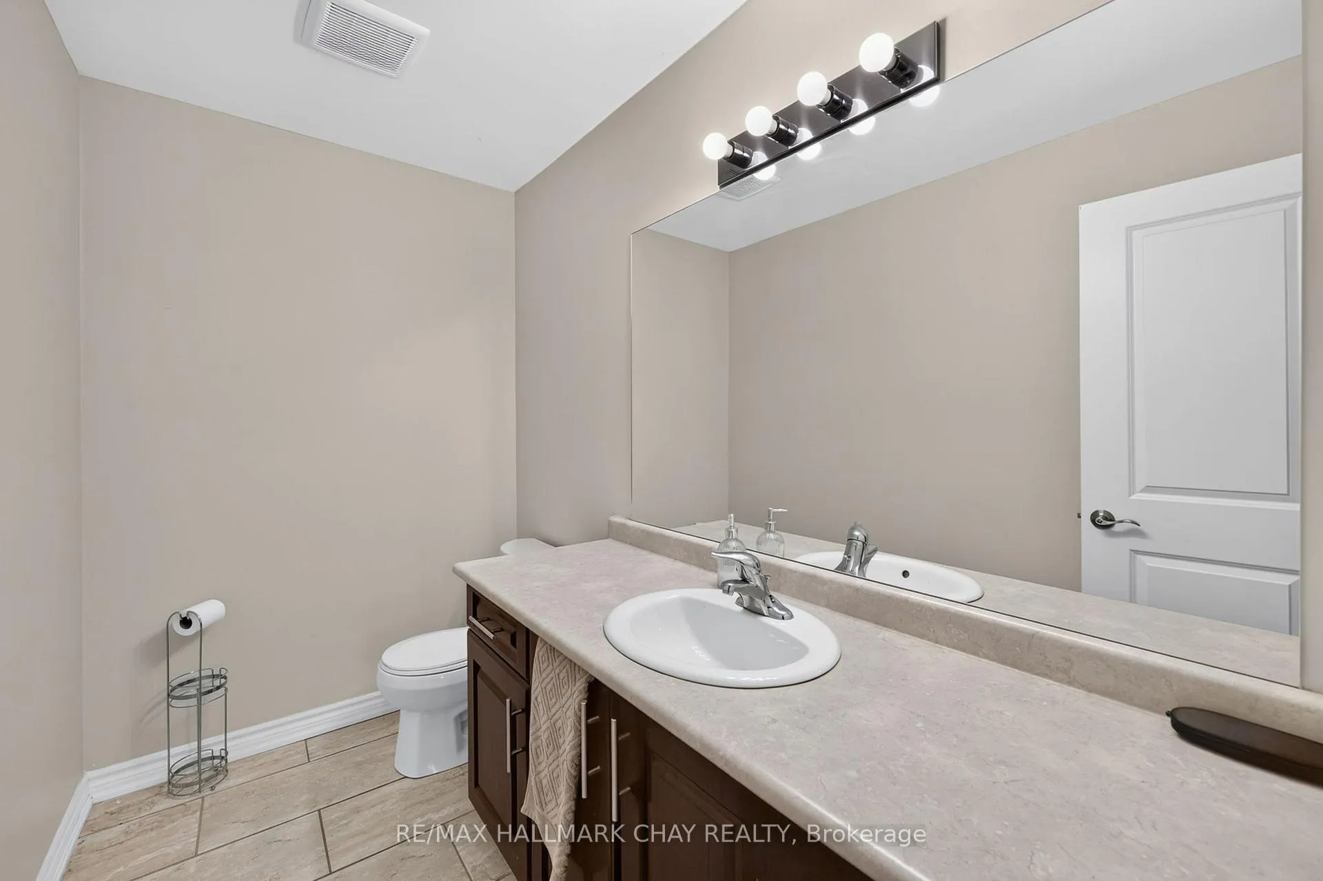 Photo 19 of 32 Jones Street, New Tecumseth, Alliston — HOMEH