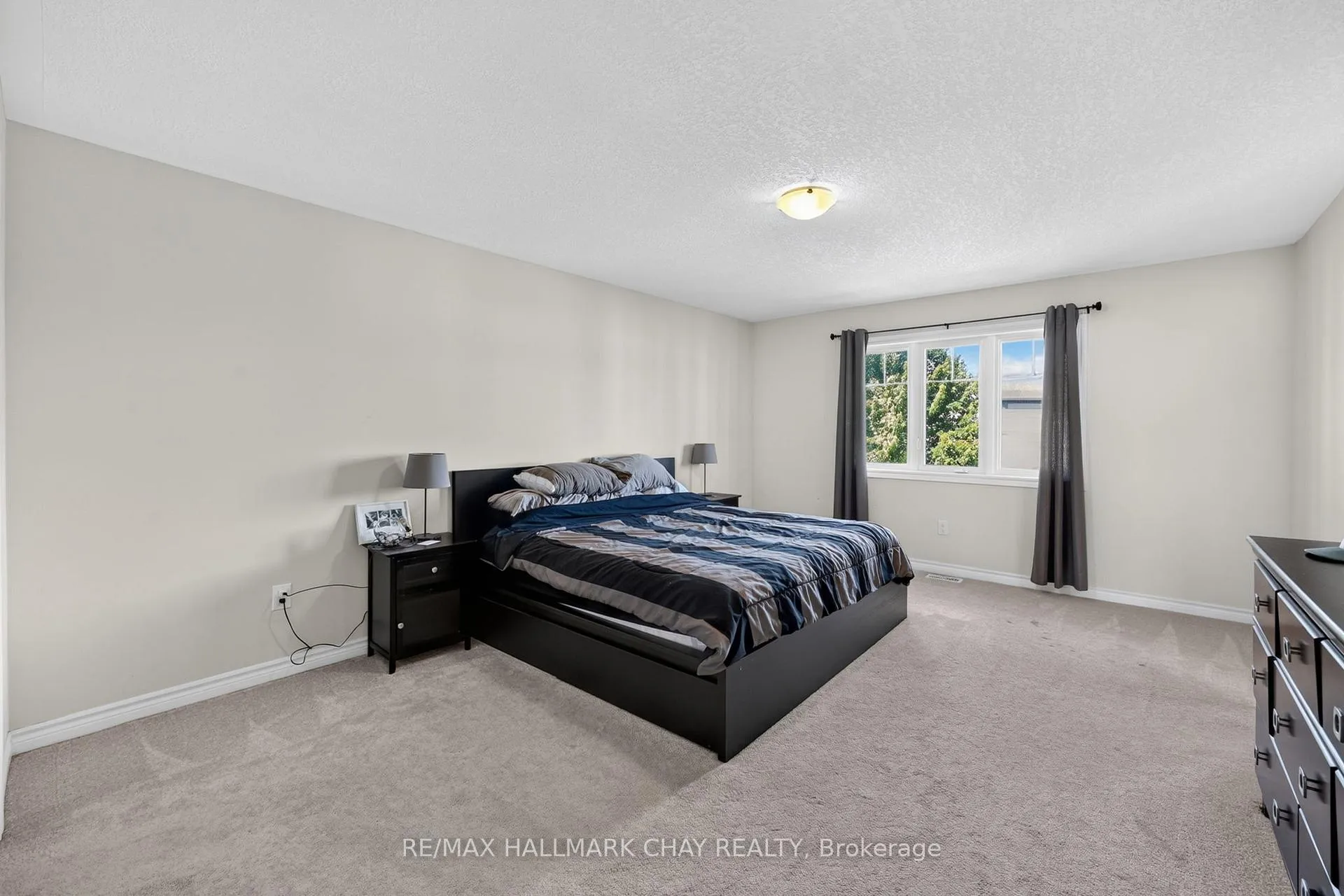 Photo 21 of 32 Jones Street, New Tecumseth, Alliston — HOMEH