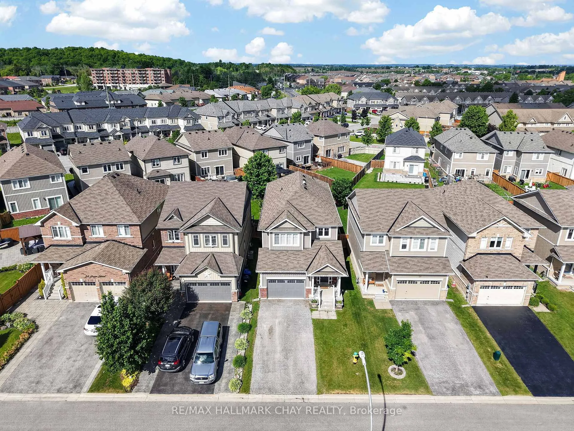 Photo 40 of 32 Jones Street, New Tecumseth, Alliston — HOMEH