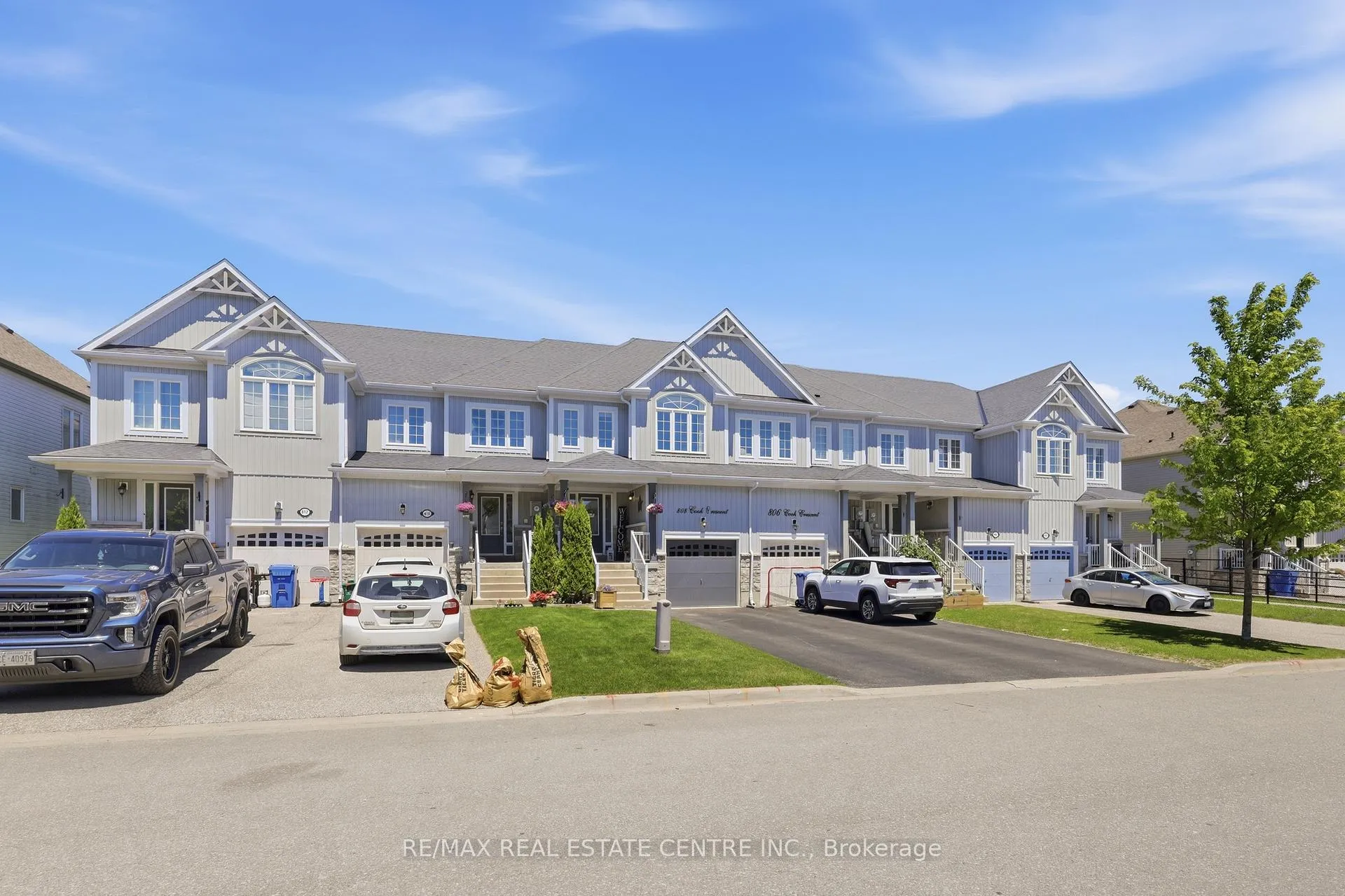 Photo 3 of 808 Cook Crescent, Shelburne — HOMEH