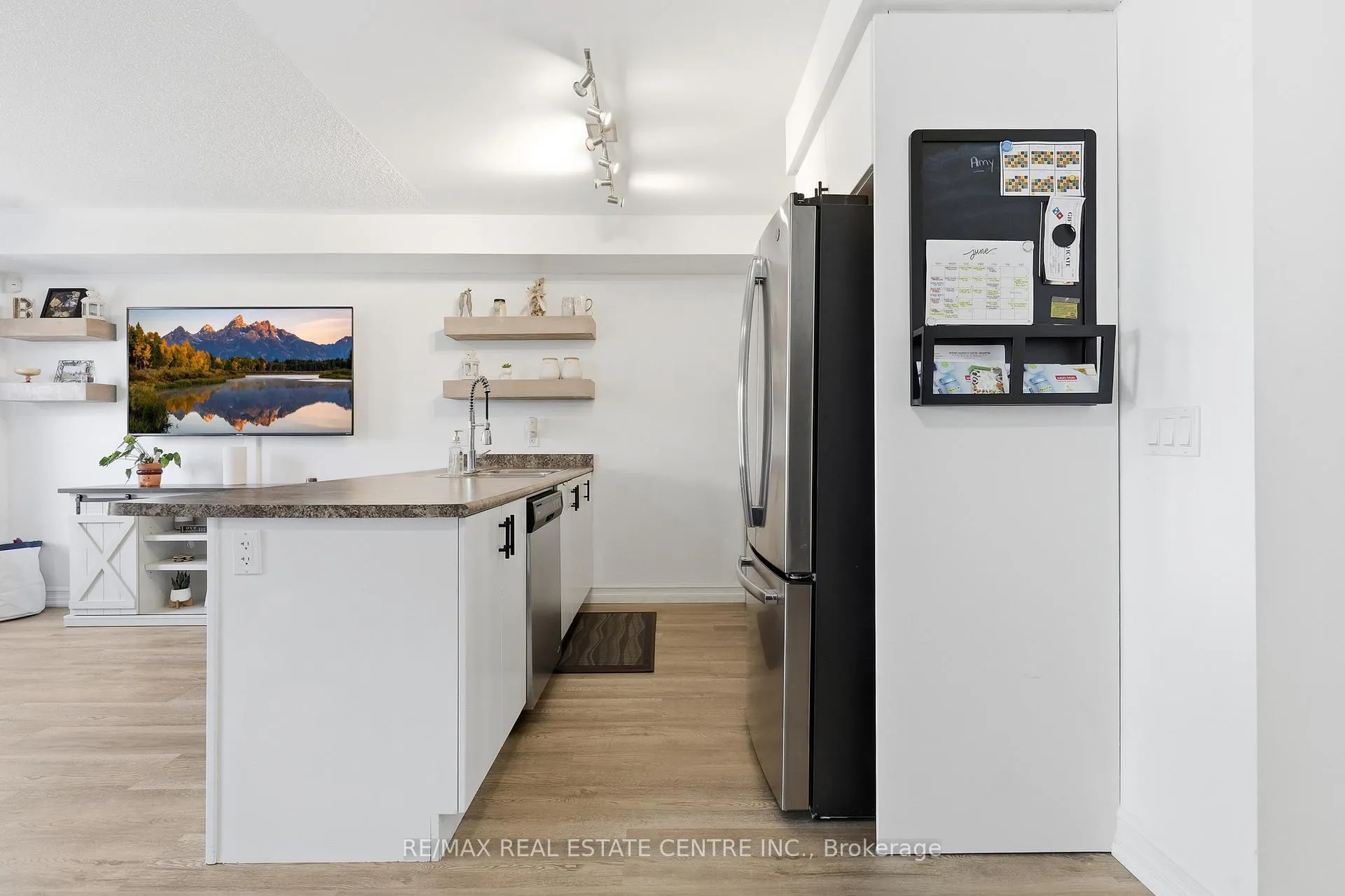 Photo 13 of 808 Cook Crescent, Shelburne — HOMEH