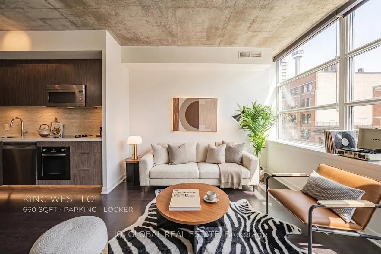 Front of Unit 406, 478 King Street W