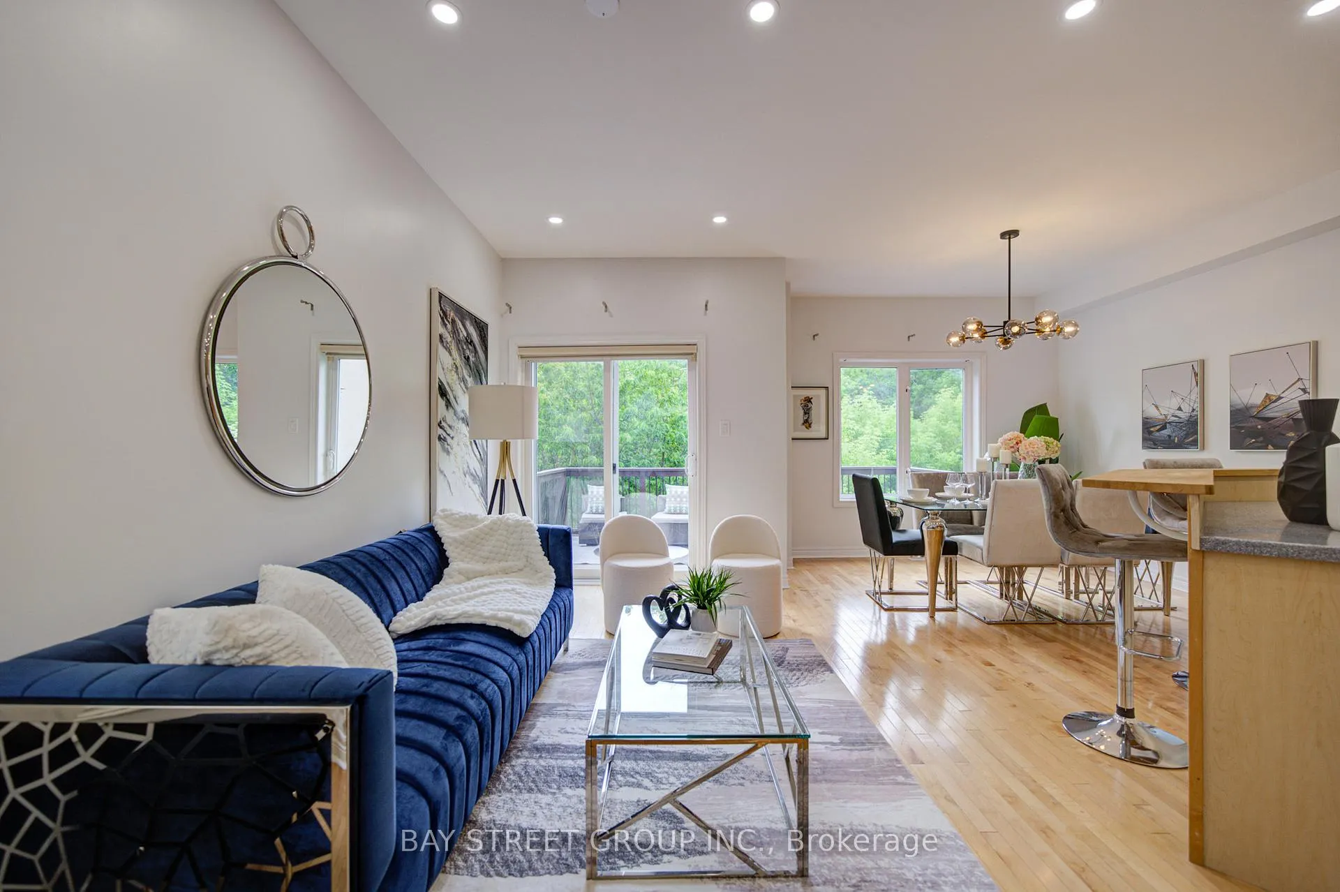 Photo 11 of 46 Romance Drive, Richmond Hill, Rouge Woods — HOMEH