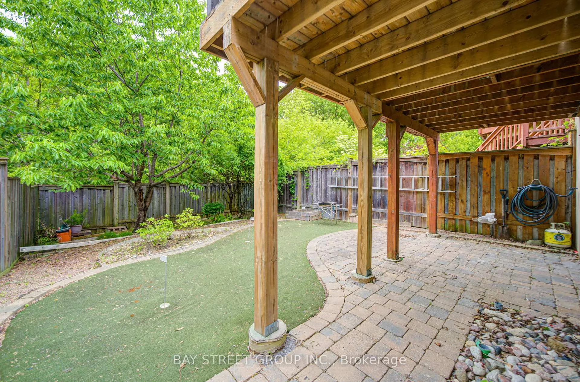 Photo 34 of 46 Romance Drive, Richmond Hill, Rouge Woods — HOMEH