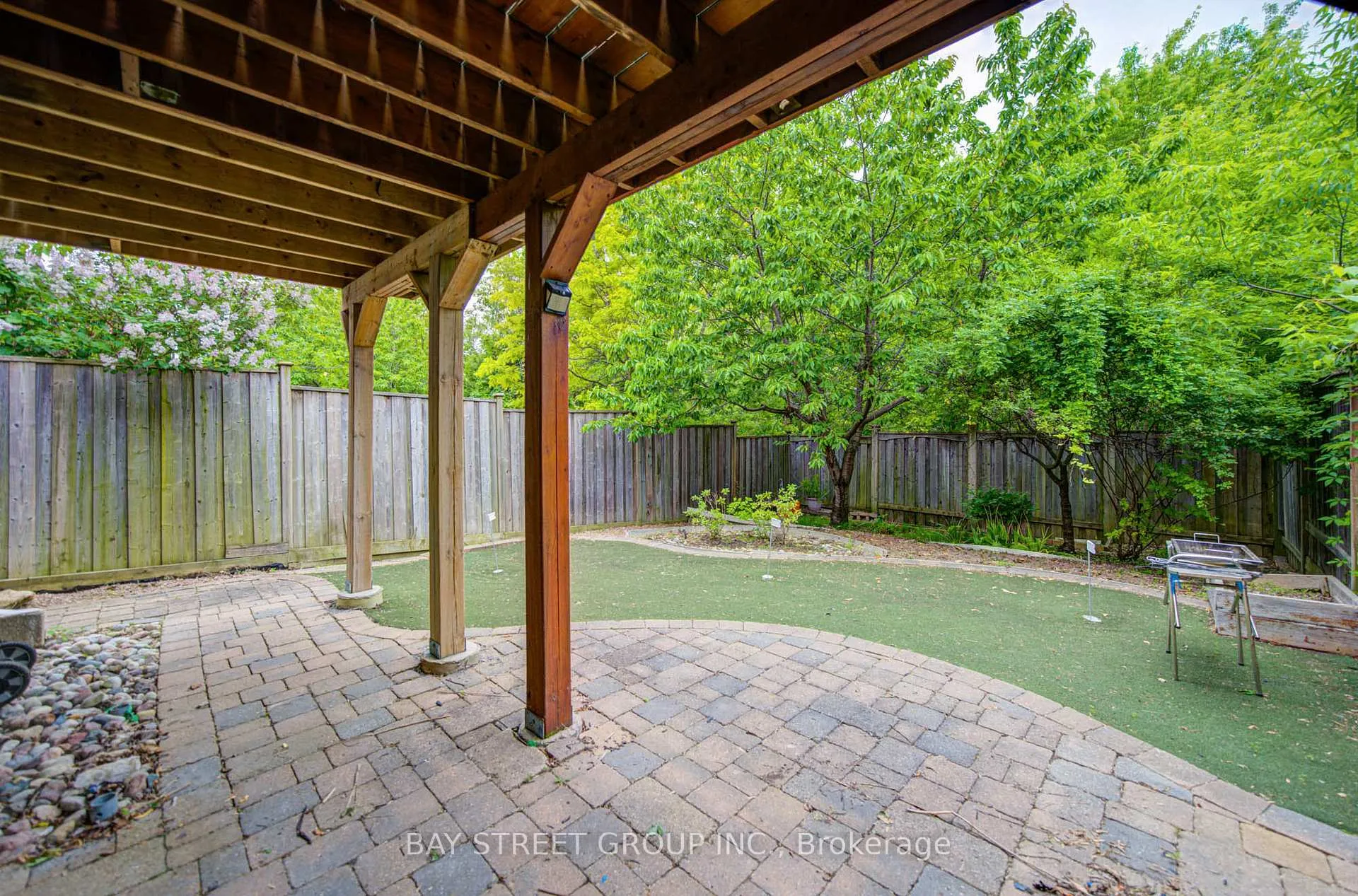Photo 35 of 46 Romance Drive, Richmond Hill, Rouge Woods — HOMEH