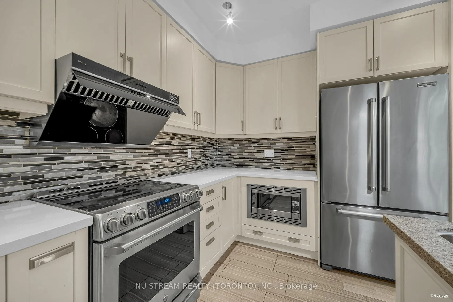 Photo 7 of 17 Greenery Road, Markham, Cornell — HOMEH