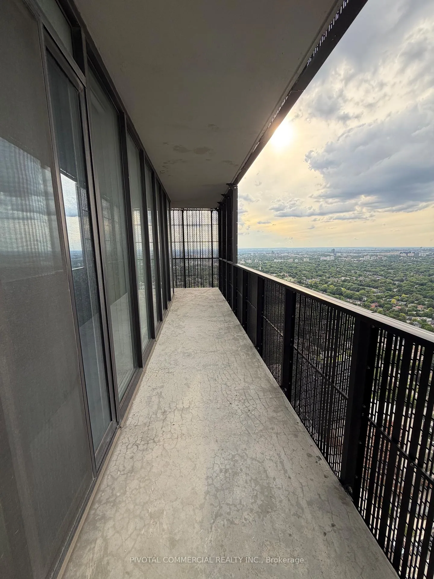 Photo 29 of Unit 5105, 8 Eglinton Avenue E, Toronto, Mount Pleasant West — HOMEH