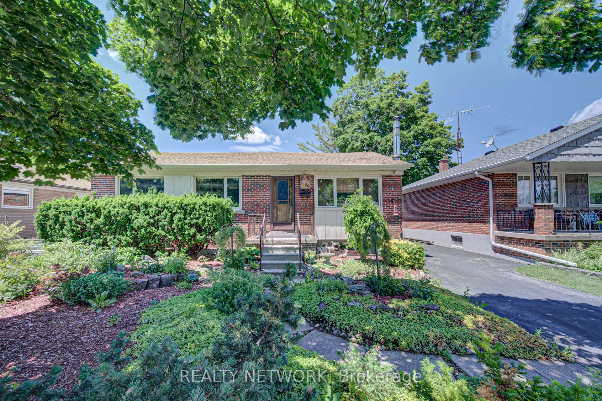 Photo 1 of 56 Ferrara Street, Hamilton, Huntington — HOMEH