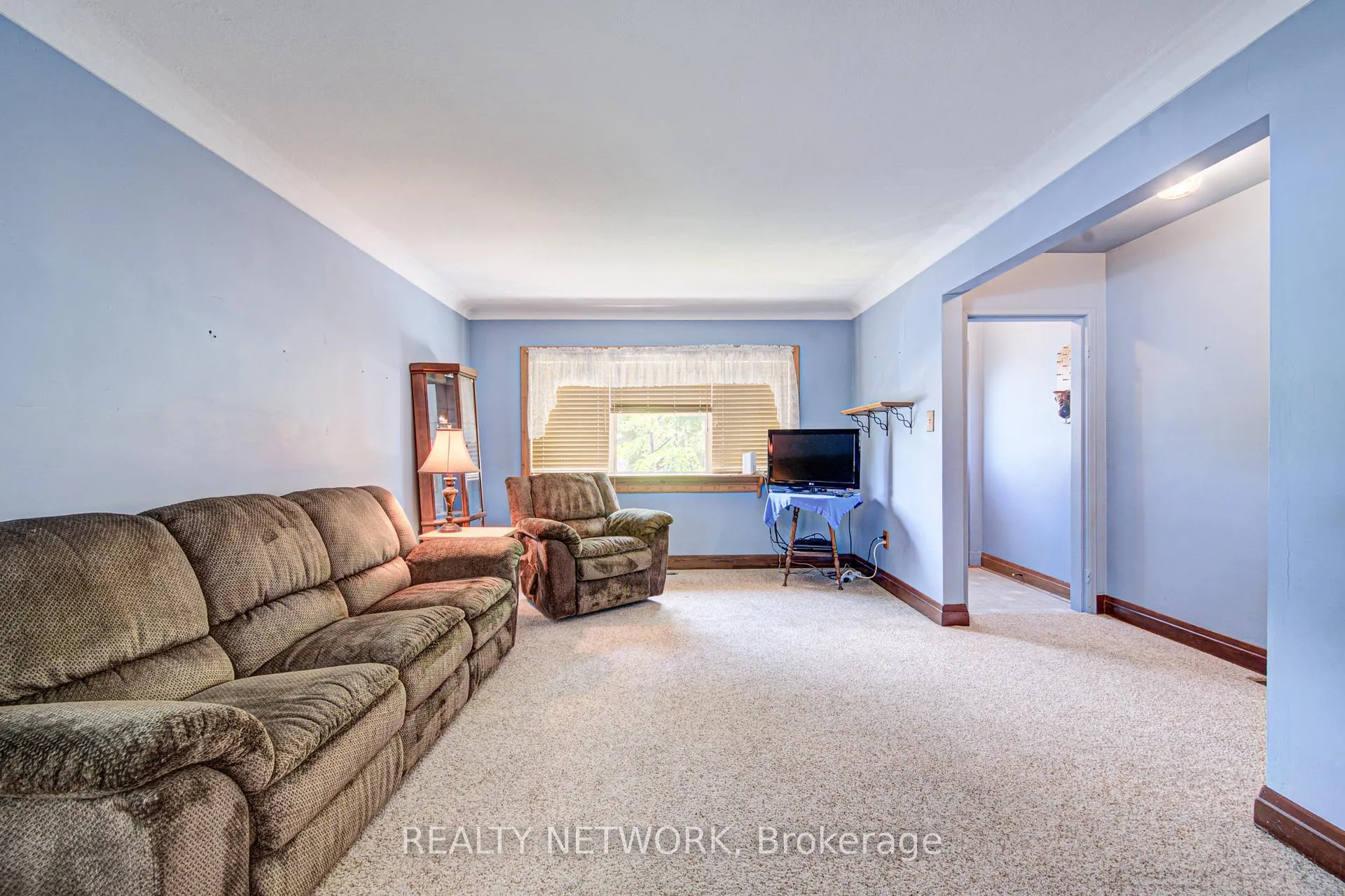 Photo 5 of 56 Ferrara Street, Hamilton, Huntington — HOMEH