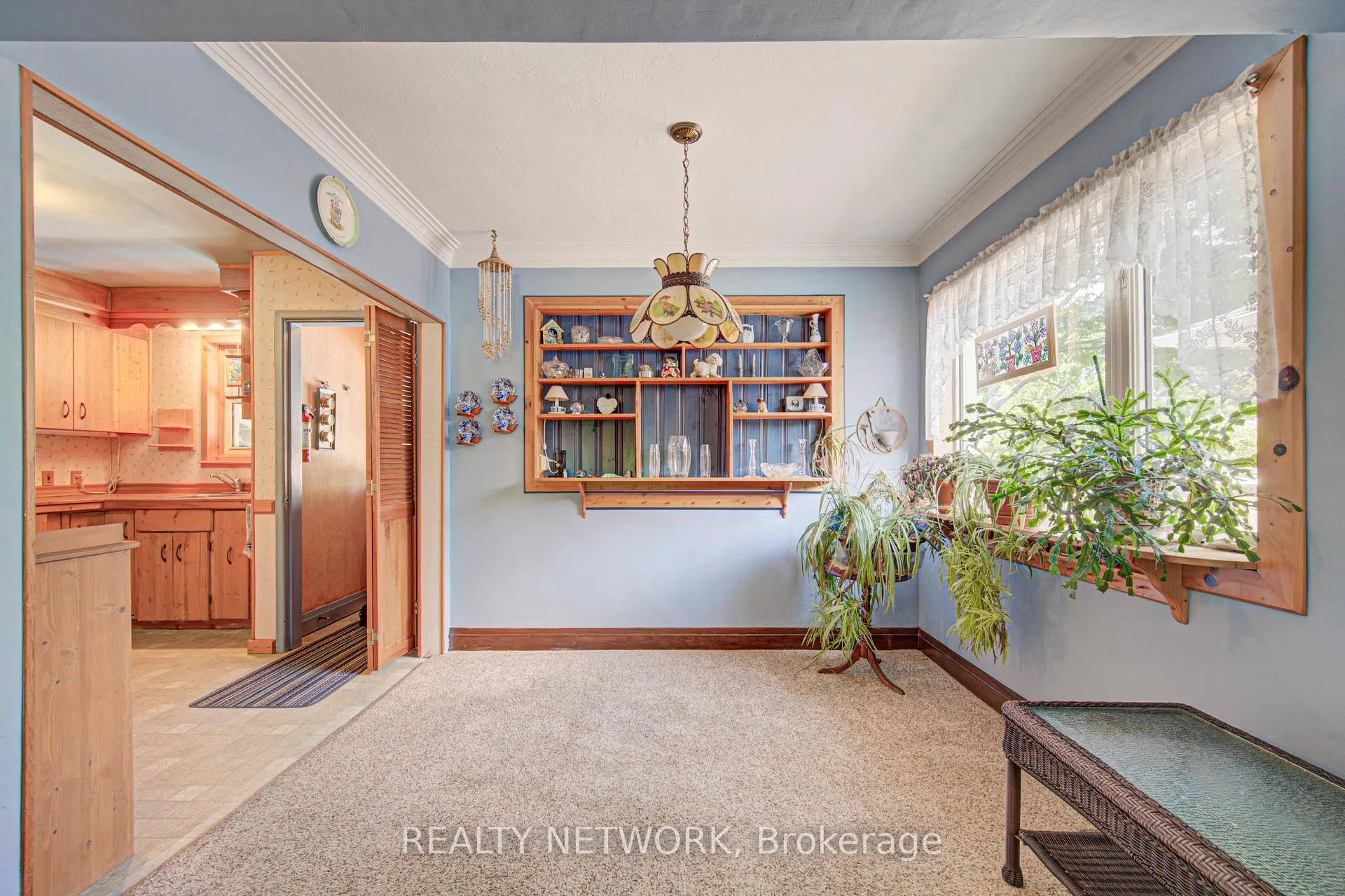 Photo 7 of 56 Ferrara Street, Hamilton, Huntington — HOMEH