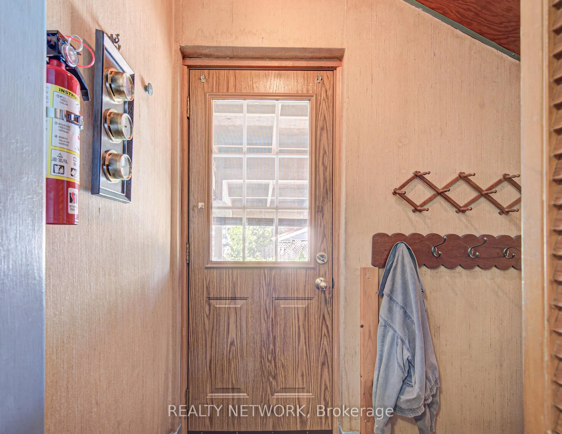 Photo 18 of 56 Ferrara Street, Hamilton, Huntington — HOMEH