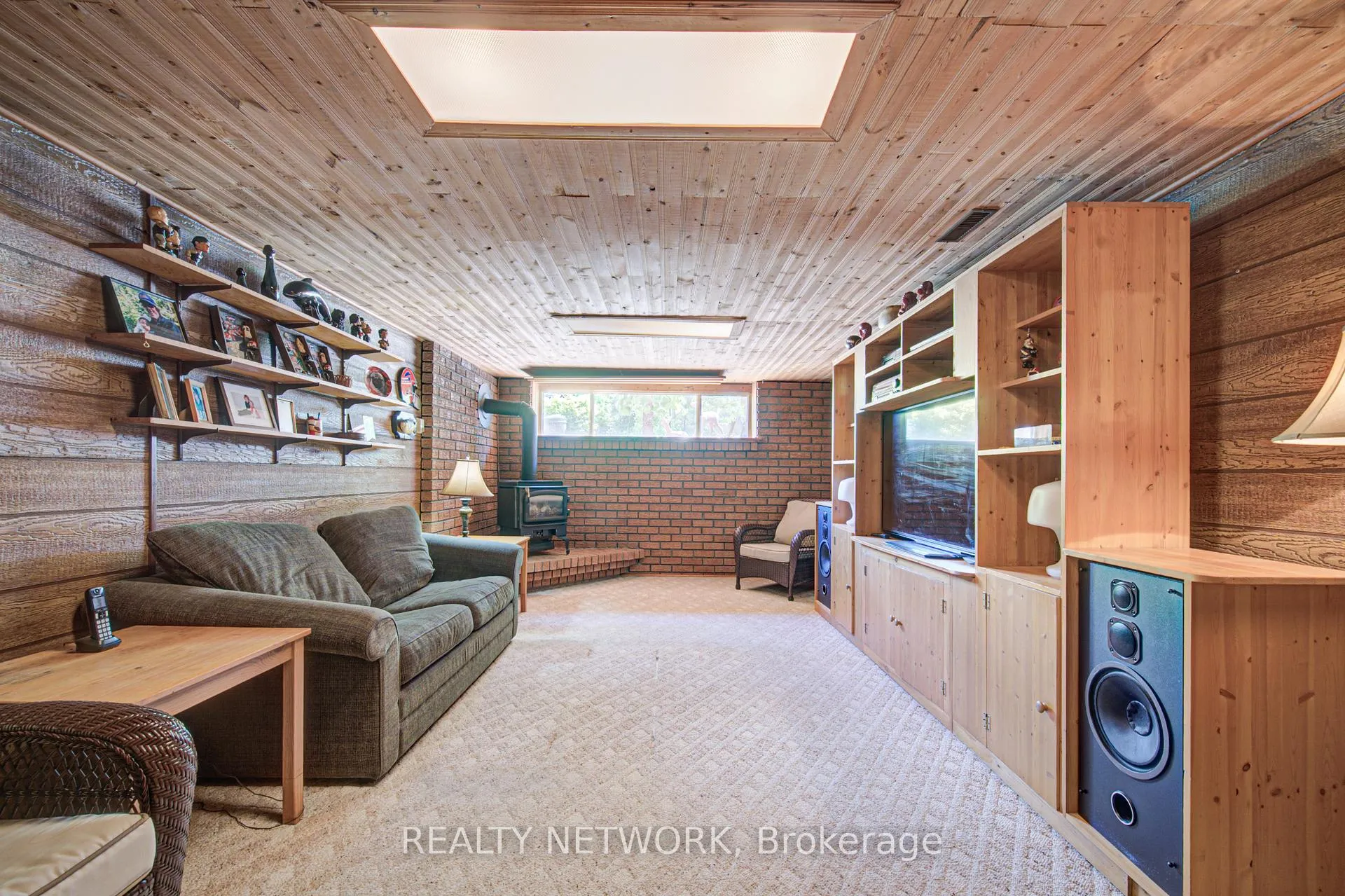 Photo 20 of 56 Ferrara Street, Hamilton, Huntington — HOMEH