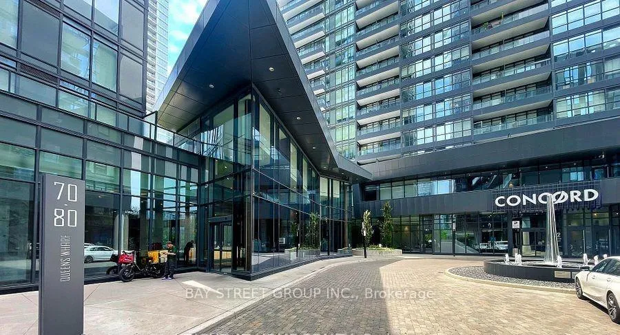 Photo 2 of Unit 2007, 80 Queens Wharf Road, Toronto, Waterfront Communities — HOMEH