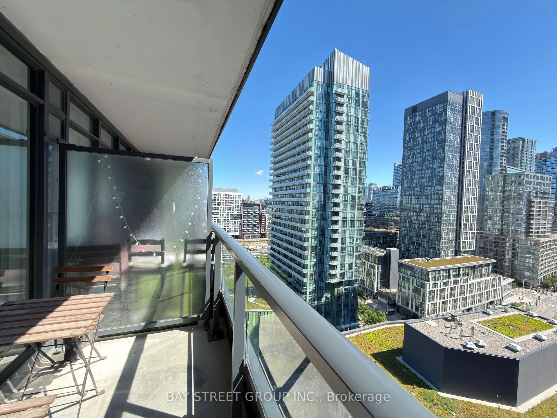 Photo 24 of Unit 2007, 80 Queens Wharf Road, Toronto, Waterfront Communities — HOMEH