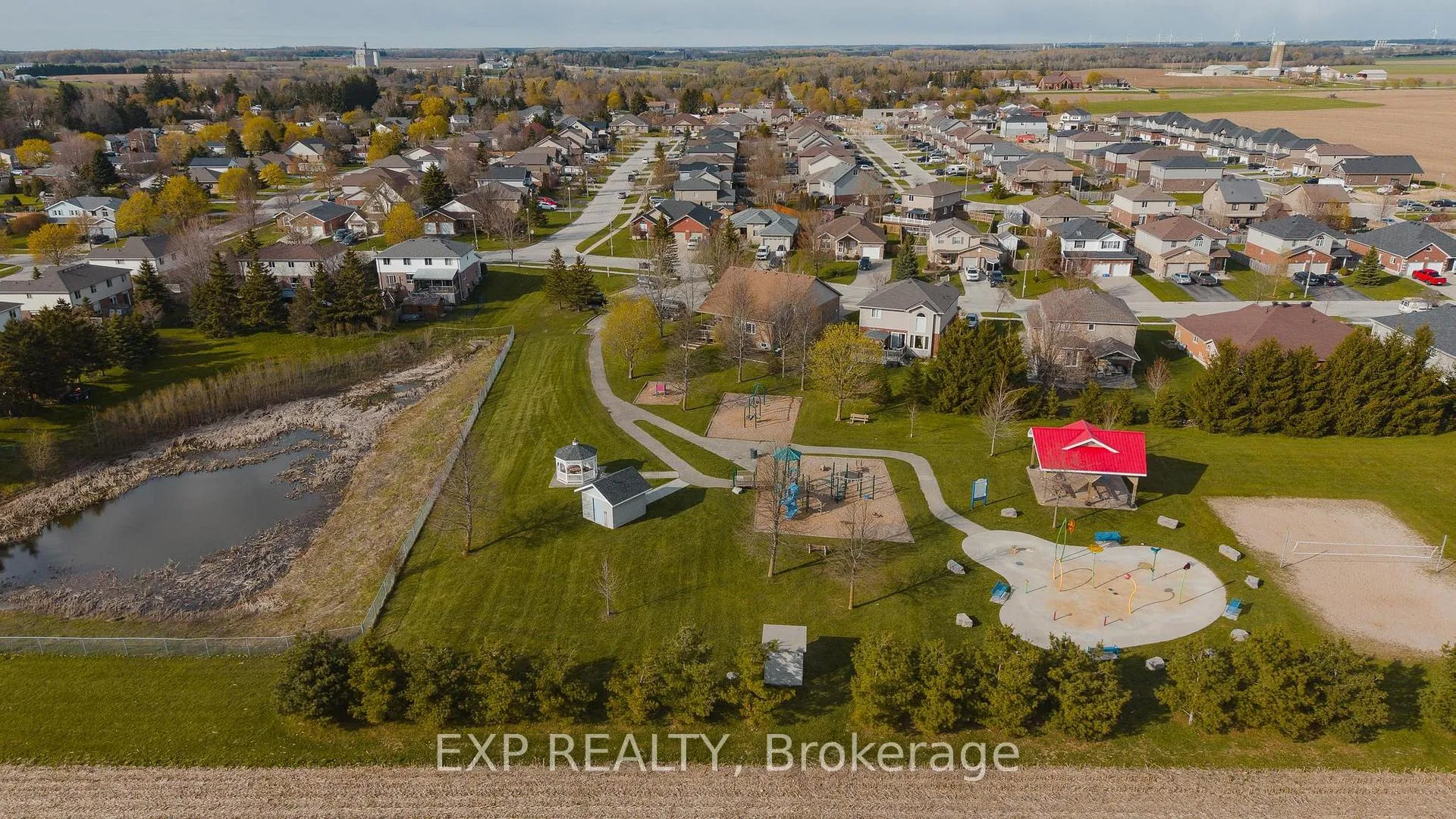 Photo 30 of 91 Andrews Drive, Mapleton, Rural Mapleton — HOMEH