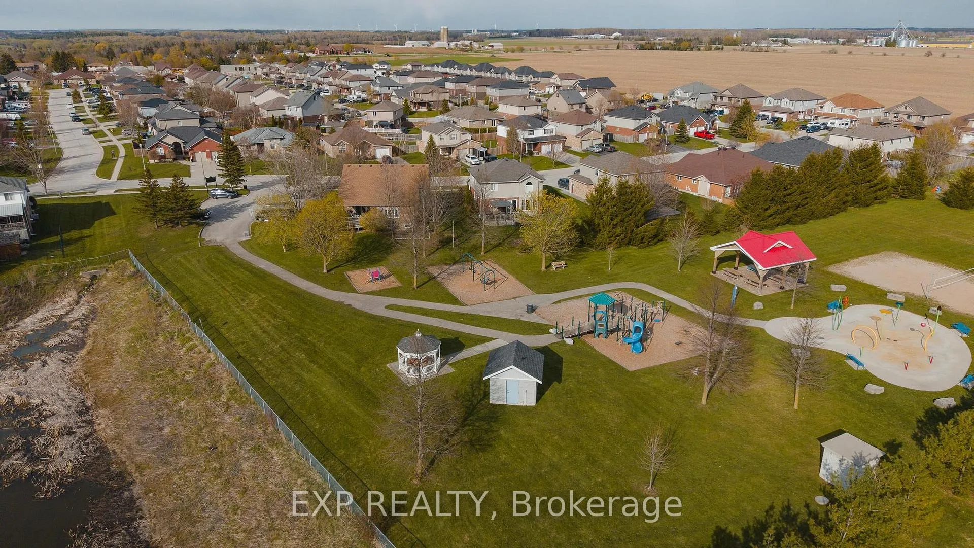 Photo 31 of 91 Andrews Drive, Mapleton, Rural Mapleton — HOMEH