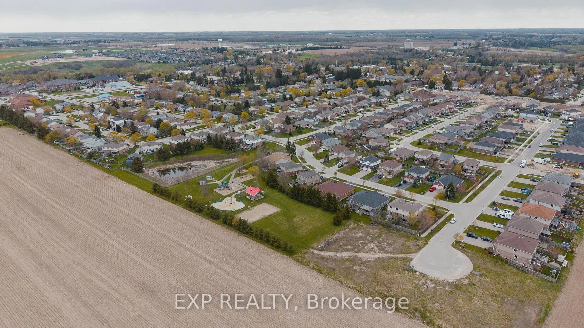 Photo 33 of 91 Andrews Drive, Mapleton, Rural Mapleton — HOMEH