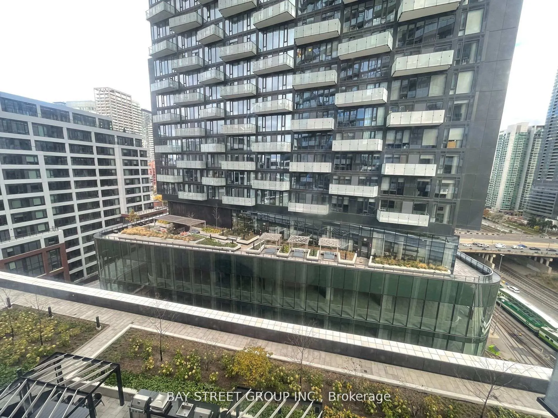 Photo 9 of Unit 1010, 470 Front Street W, Toronto, Waterfront Communities — HOMEH
