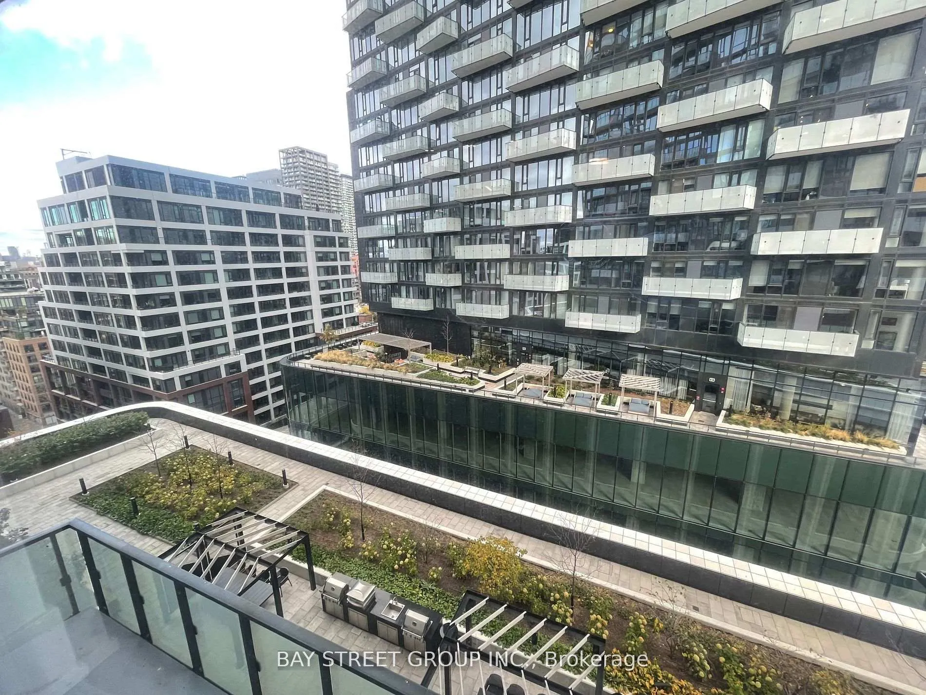 Photo 10 of Unit 1010, 470 Front Street W, Toronto, Waterfront Communities — HOMEH