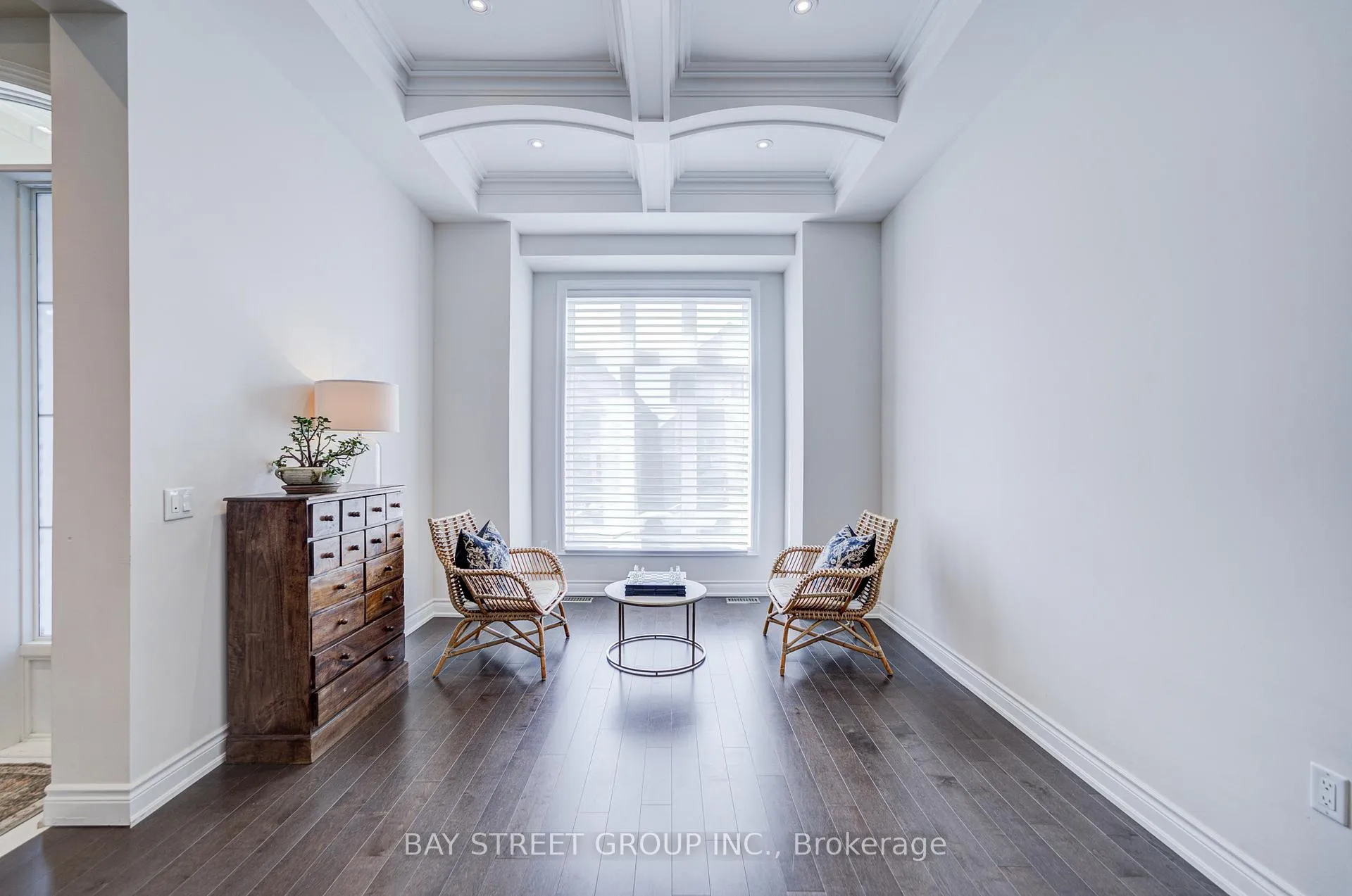 Photo 10 of 66 Nave Street, Vaughan, Kleinburg — HOMEH