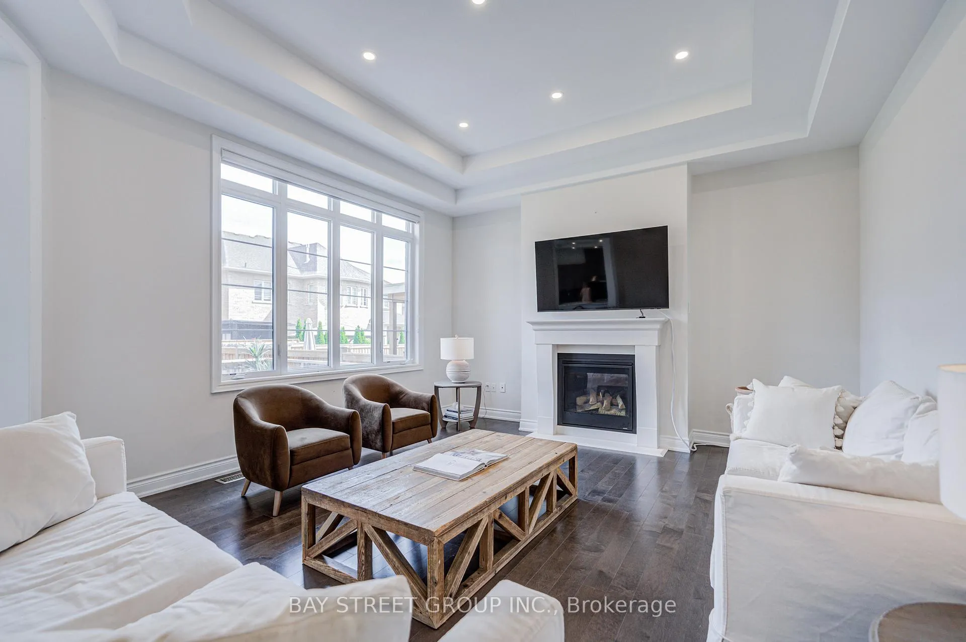 Photo 16 of 66 Nave Street, Vaughan, Kleinburg — HOMEH