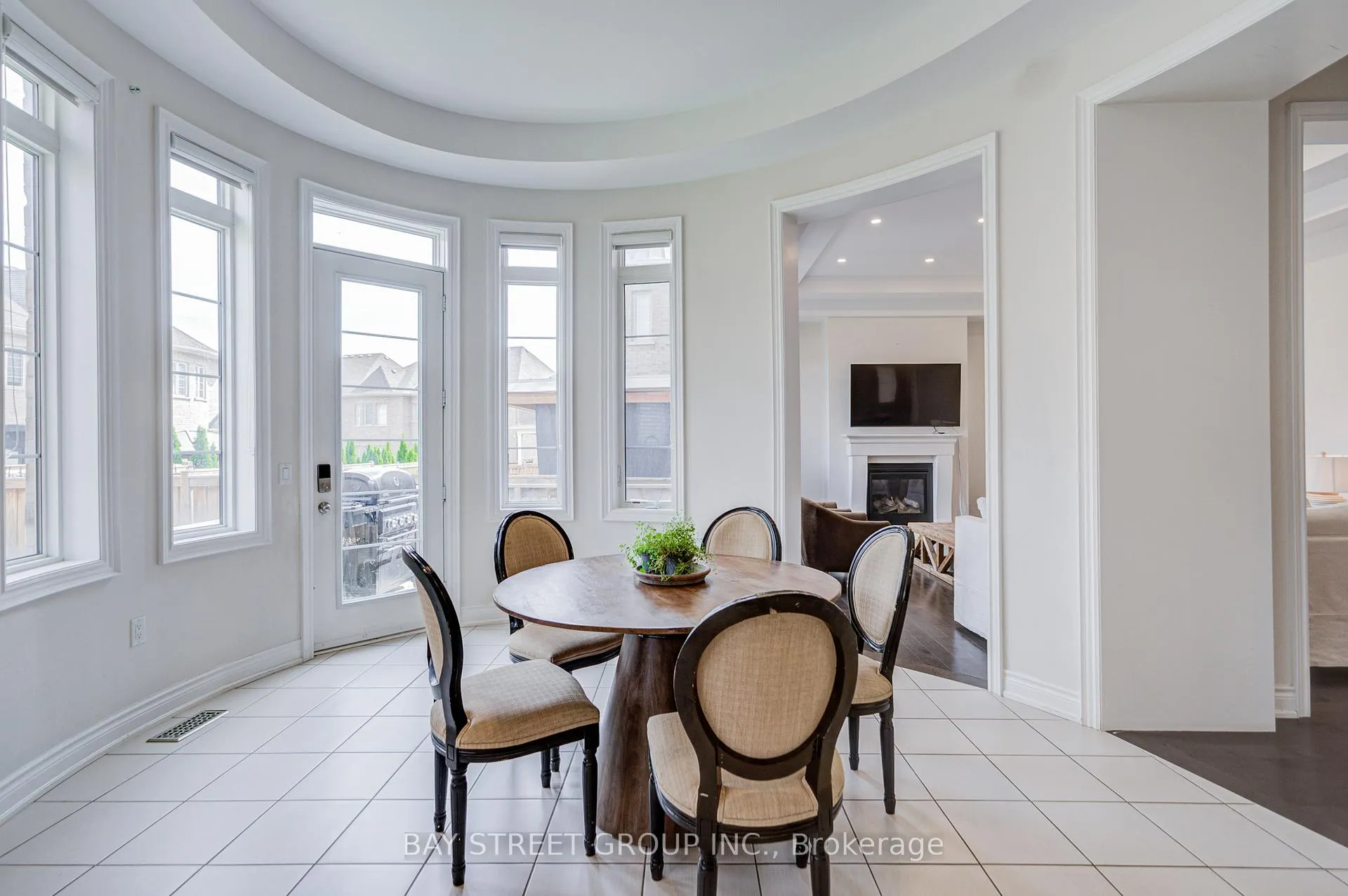 Photo 22 of 66 Nave Street, Vaughan, Kleinburg — HOMEH