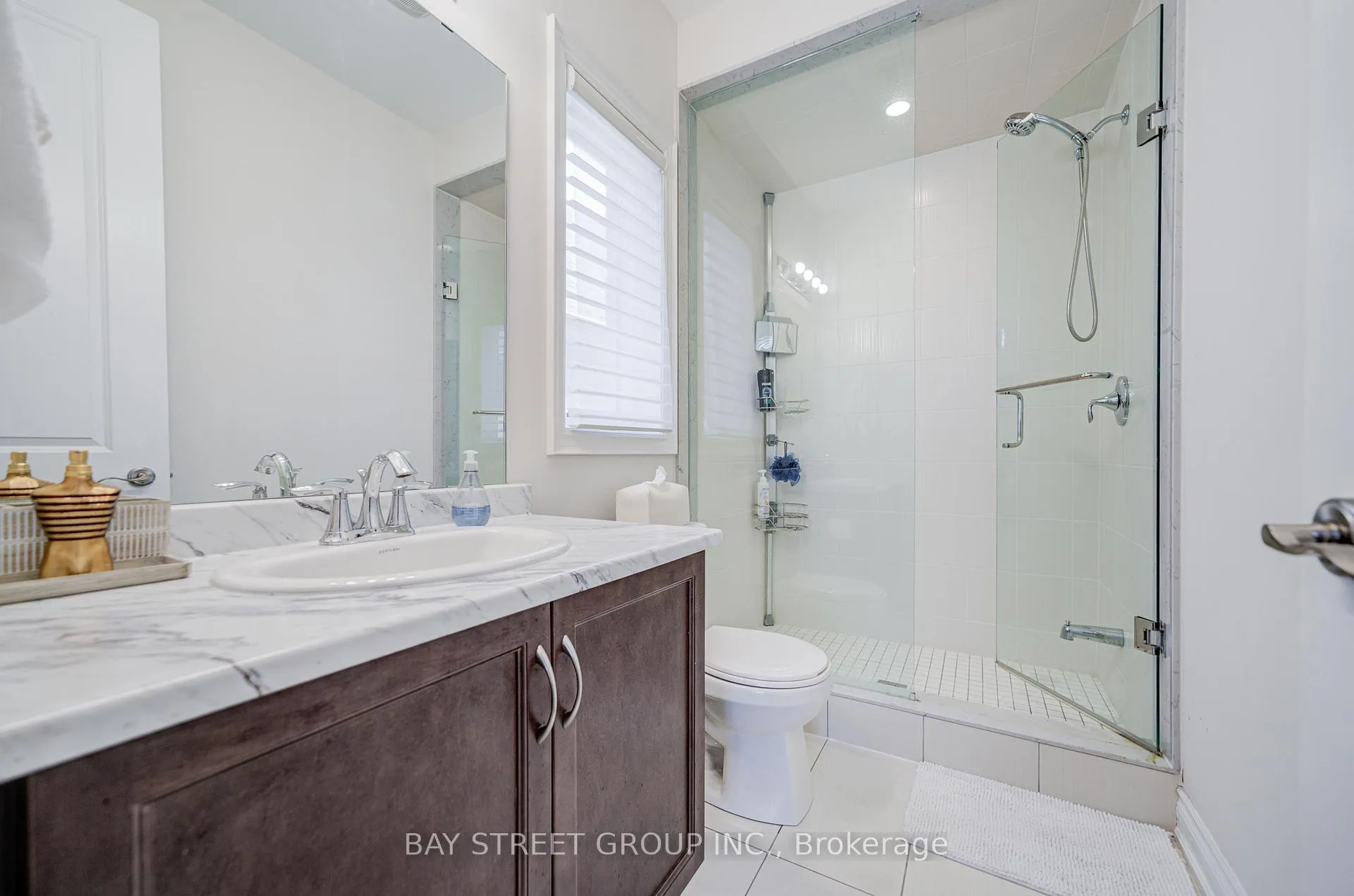 Photo 36 of 66 Nave Street, Vaughan, Kleinburg — HOMEH