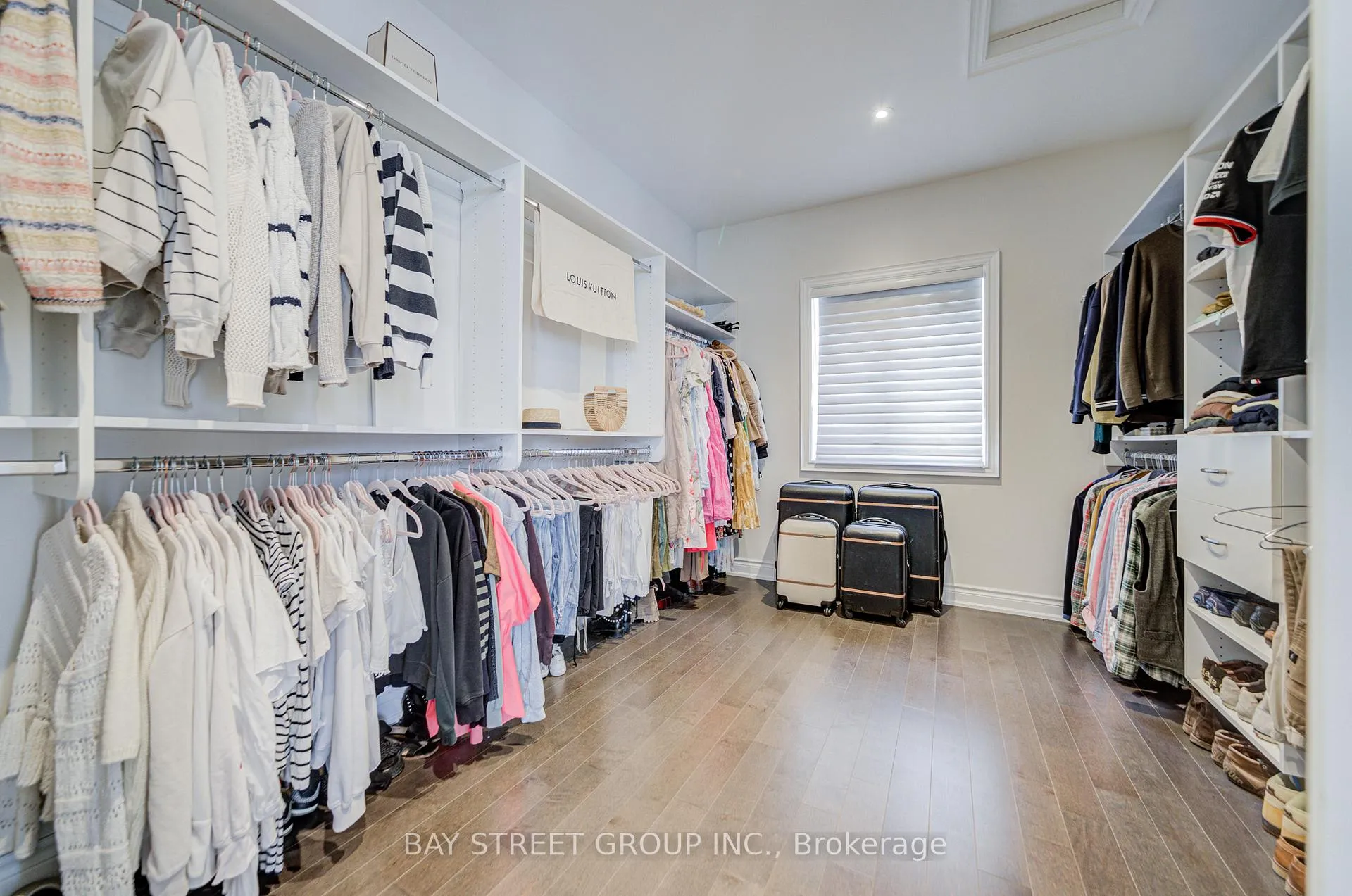 Photo 46 of 66 Nave Street, Vaughan, Kleinburg — HOMEH