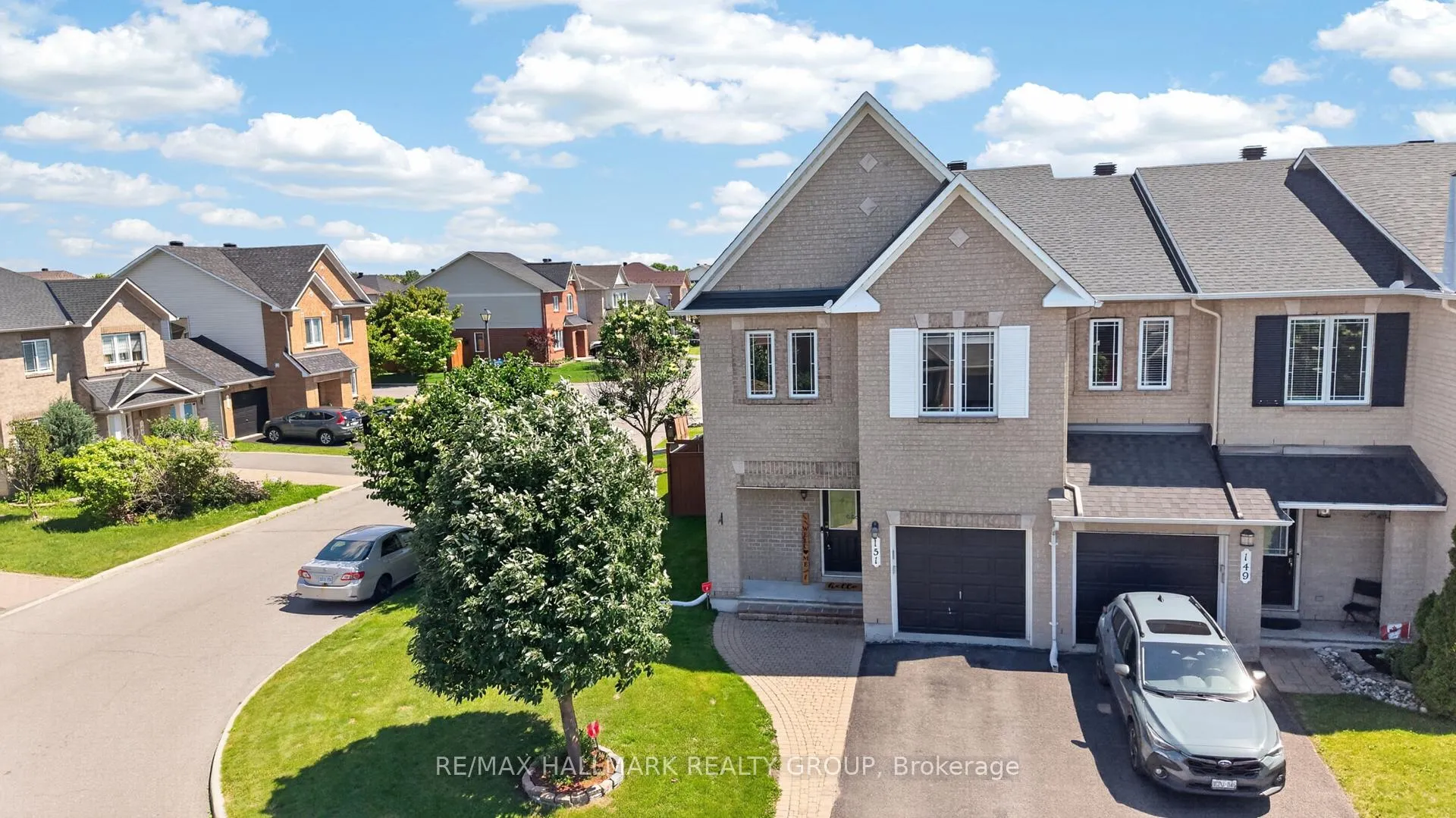 Photo 2 of 151 Branthaven Street, Ottawa, Avalon East — HOMEH