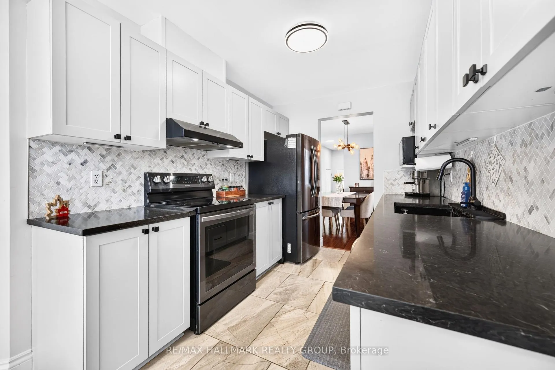 Photo 11 of 151 Branthaven Street, Ottawa, Avalon East — HOMEH