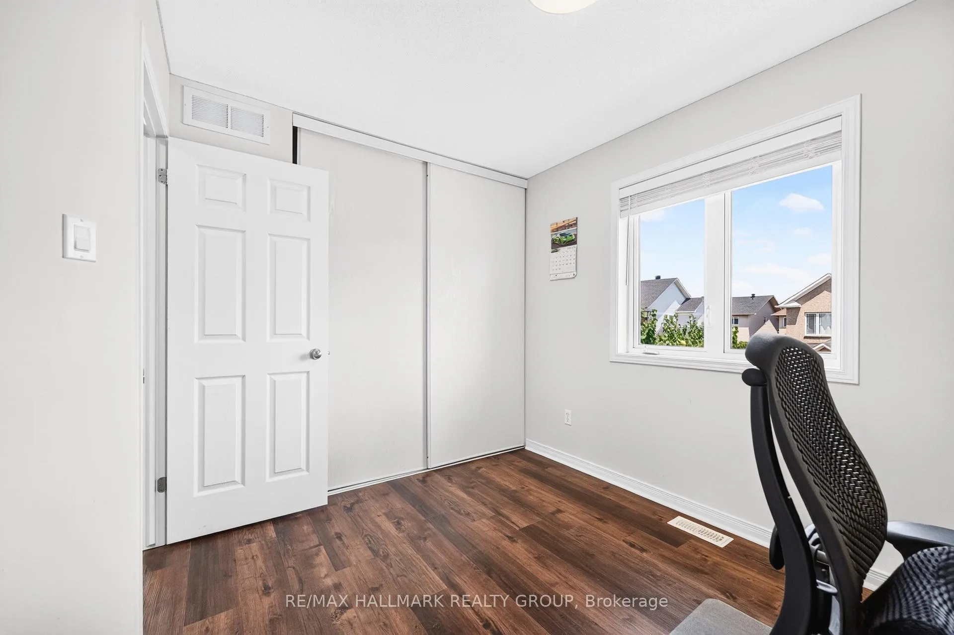 Photo 15 of 151 Branthaven Street, Ottawa, Avalon East — HOMEH
