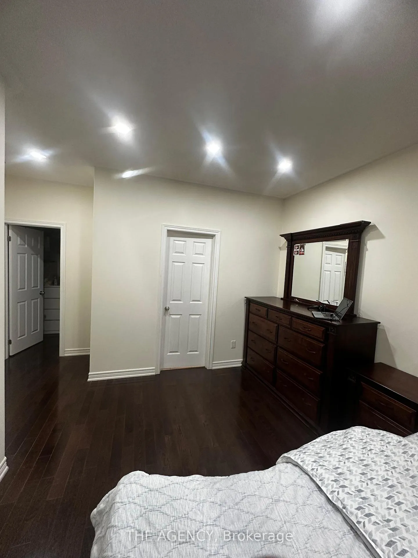 Photo 16 of Unit Upper, 326 Chandler Crescent, Peterborough, Monaghan Ward 2 — HOMEH