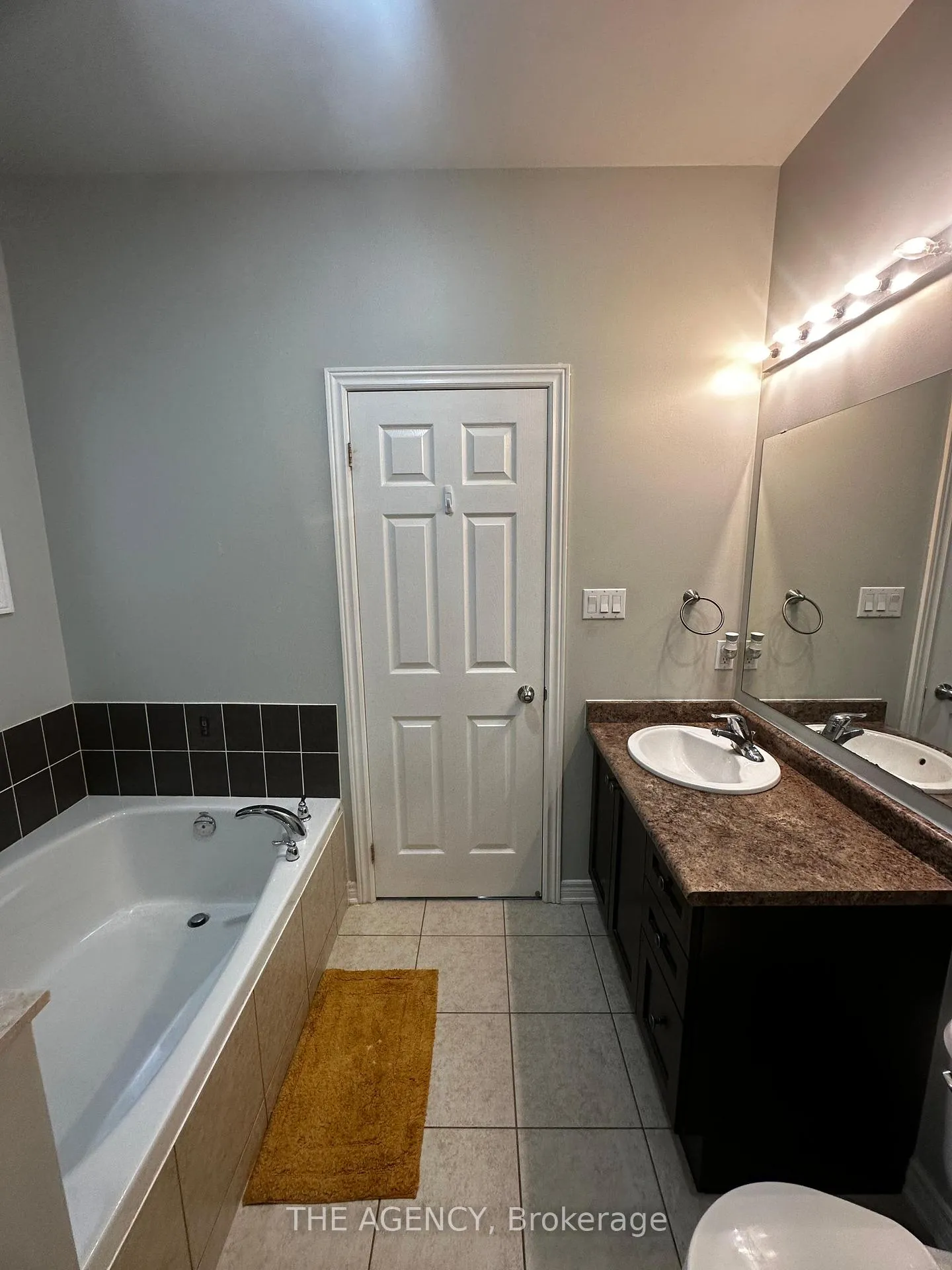Photo 20 of Unit Upper, 326 Chandler Crescent, Peterborough, Monaghan Ward 2 — HOMEH