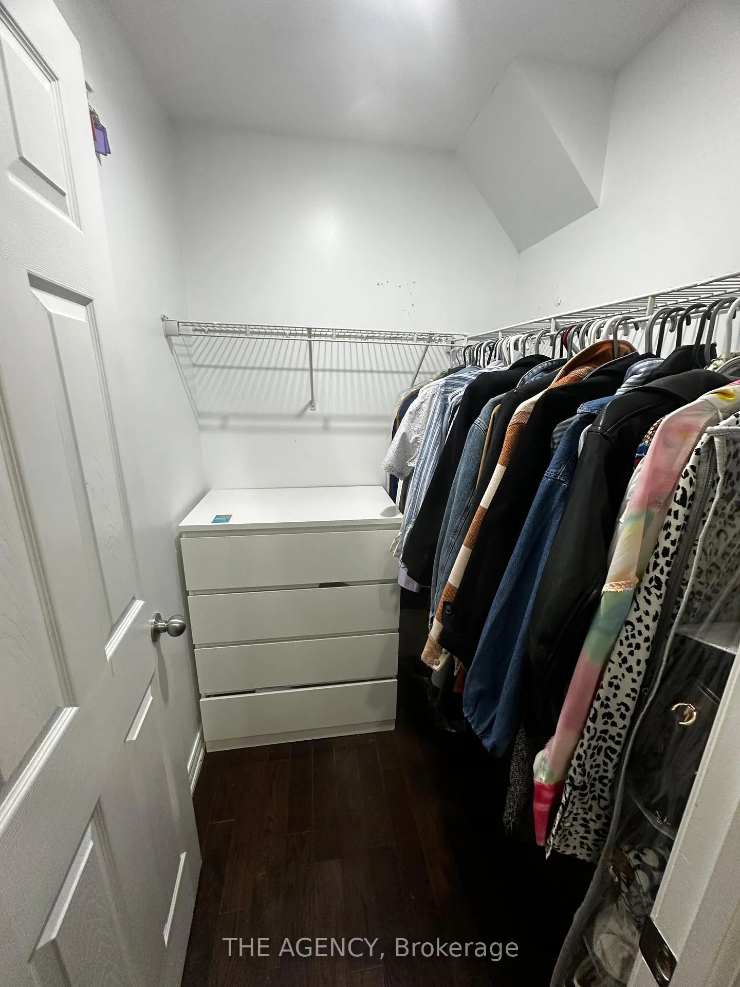 Photo 22 of Unit Upper, 326 Chandler Crescent, Peterborough, Monaghan Ward 2 — HOMEH