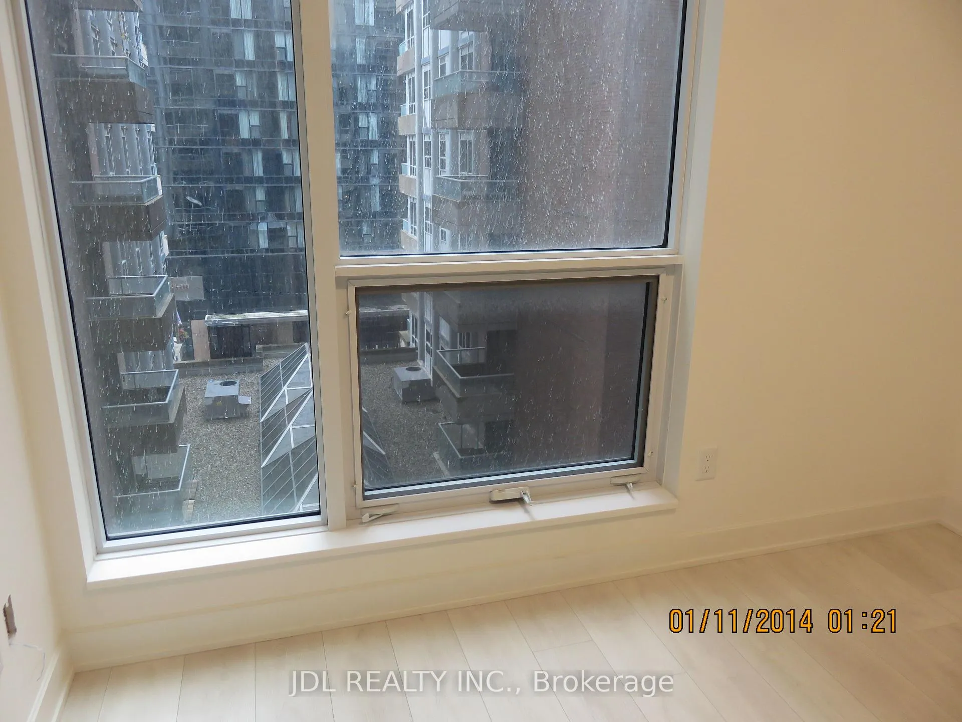 Photo 5 of Unit 308, 15 Mercer Street, Toronto, Waterfront Communities — HOMEH