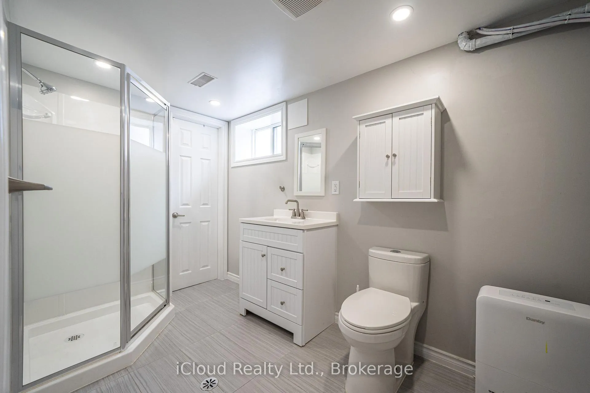 Photo 10 of Unit Lower, 328 Wilson Road S, Oshawa, Central — HOMEH