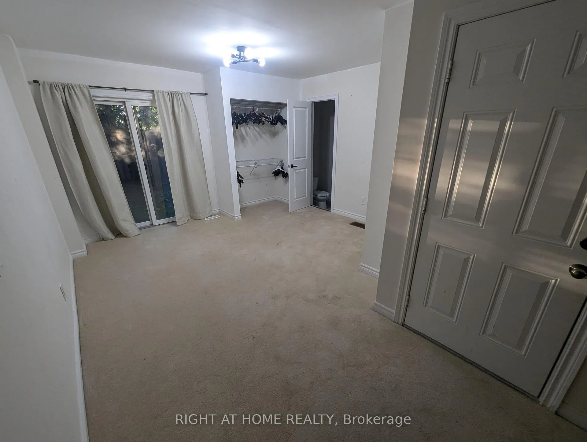 Photo 10 of Unit 55, 3038 Haines Road, Mississauga, Applewood — HOMEH