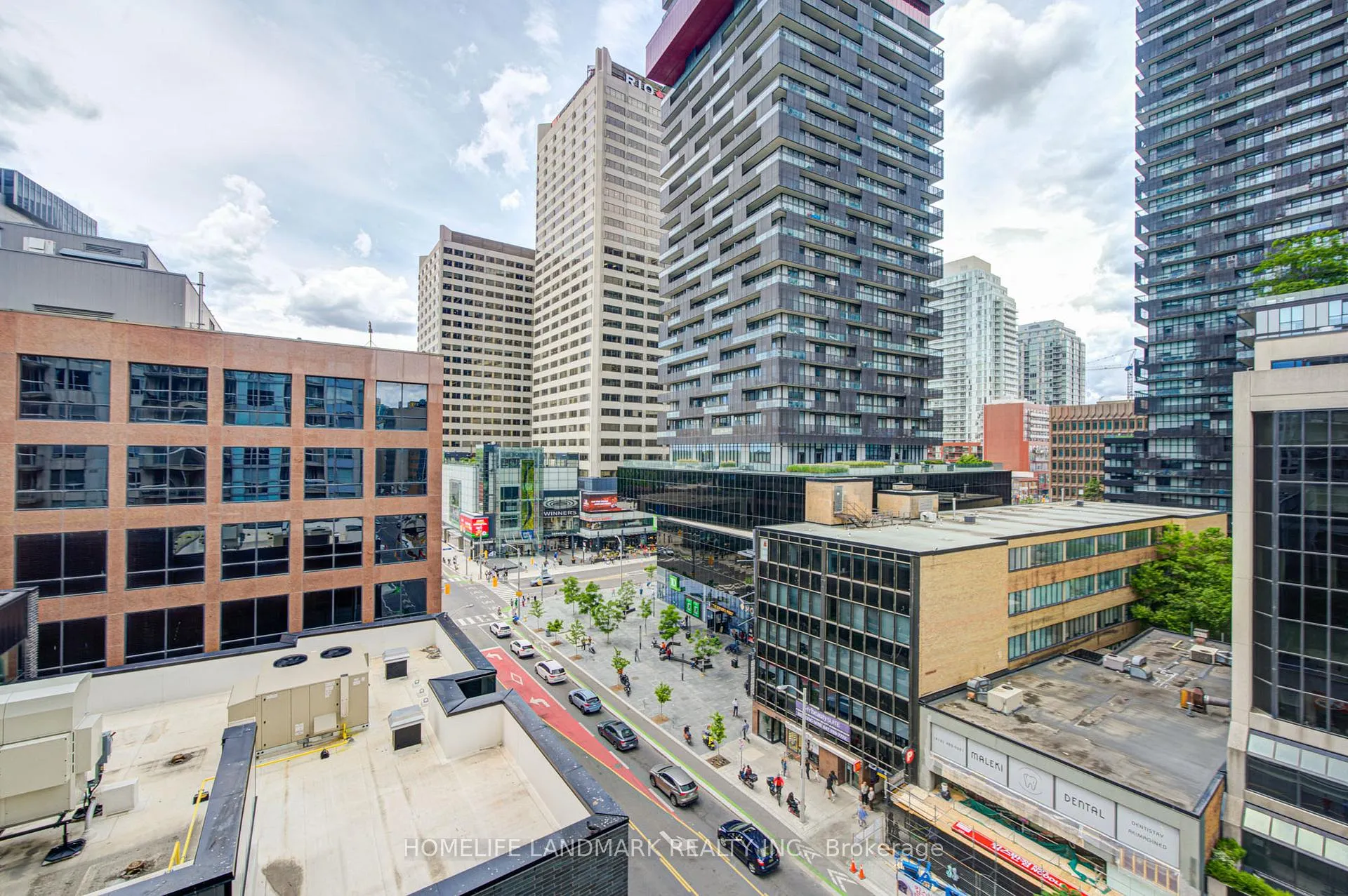 Photo 18 of Unit 1003, 43 Eglinton Avenue E, Toronto, Mount Pleasant East — HOMEH
