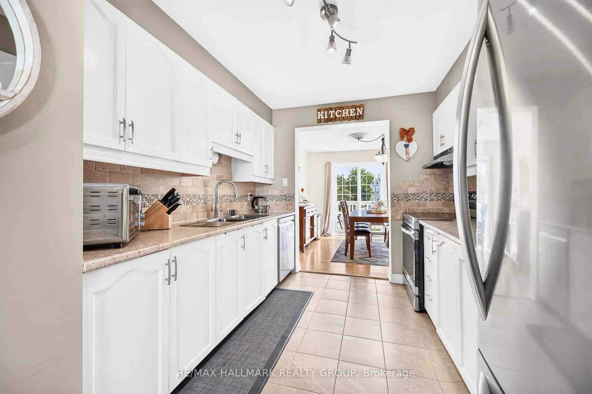 Photo 15 of Unit 36, 25 Castlegreen Private, Ottawa, Hunt Club Park/Greenboro — HOMEH