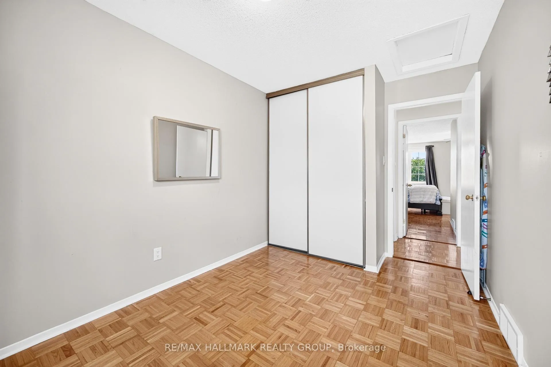 Photo 29 of Unit 36, 25 Castlegreen Private, Ottawa, Hunt Club Park/Greenboro — HOMEH