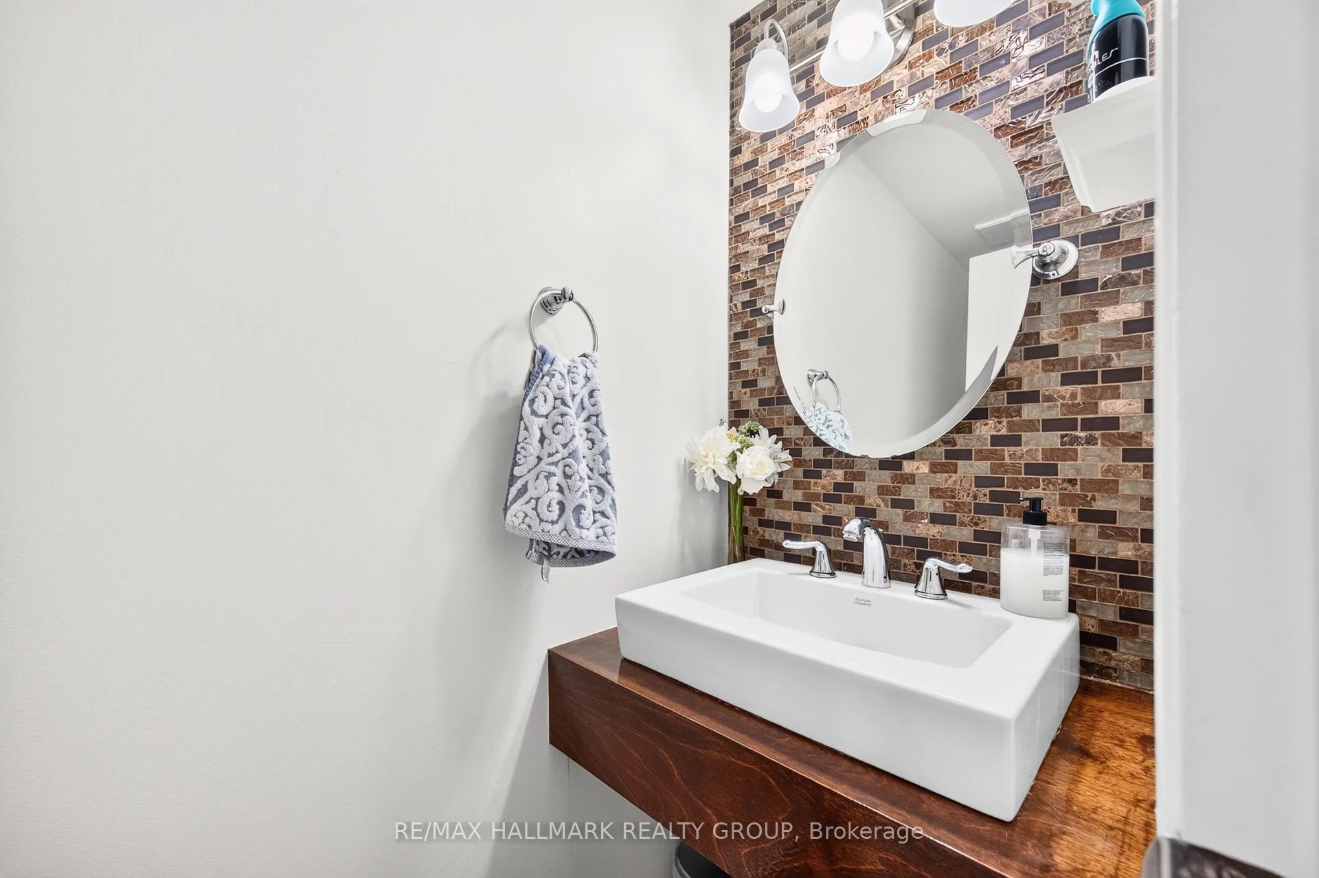 Photo 4 of Unit 36, 25 Castlegreen Private, Ottawa, Hunt Club Park/Greenboro — HOMEH
