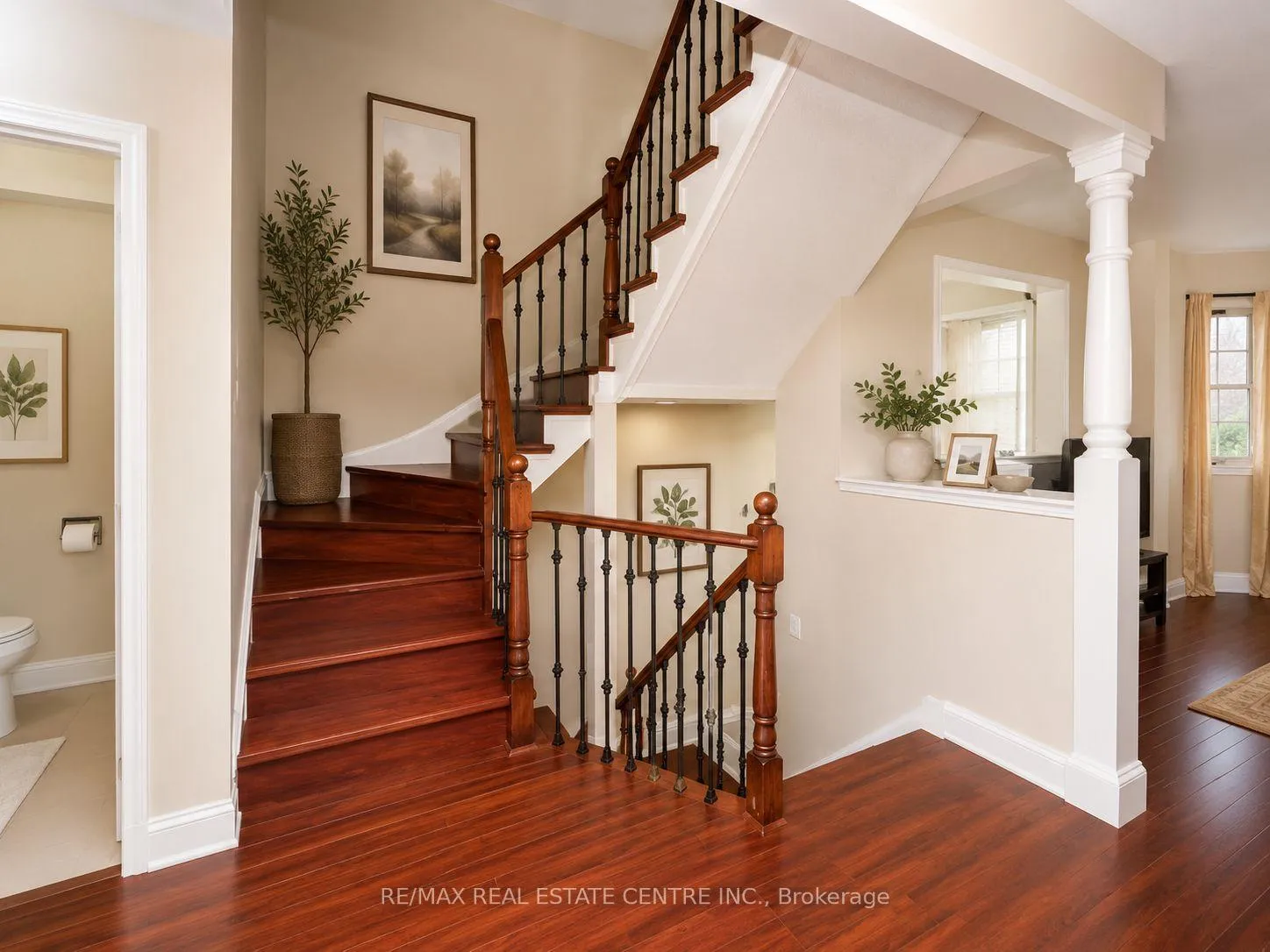 Photo 9 of Unit 10, 4605 Donegal Drive, Mississauga, Central Erin Mills — HOMEH