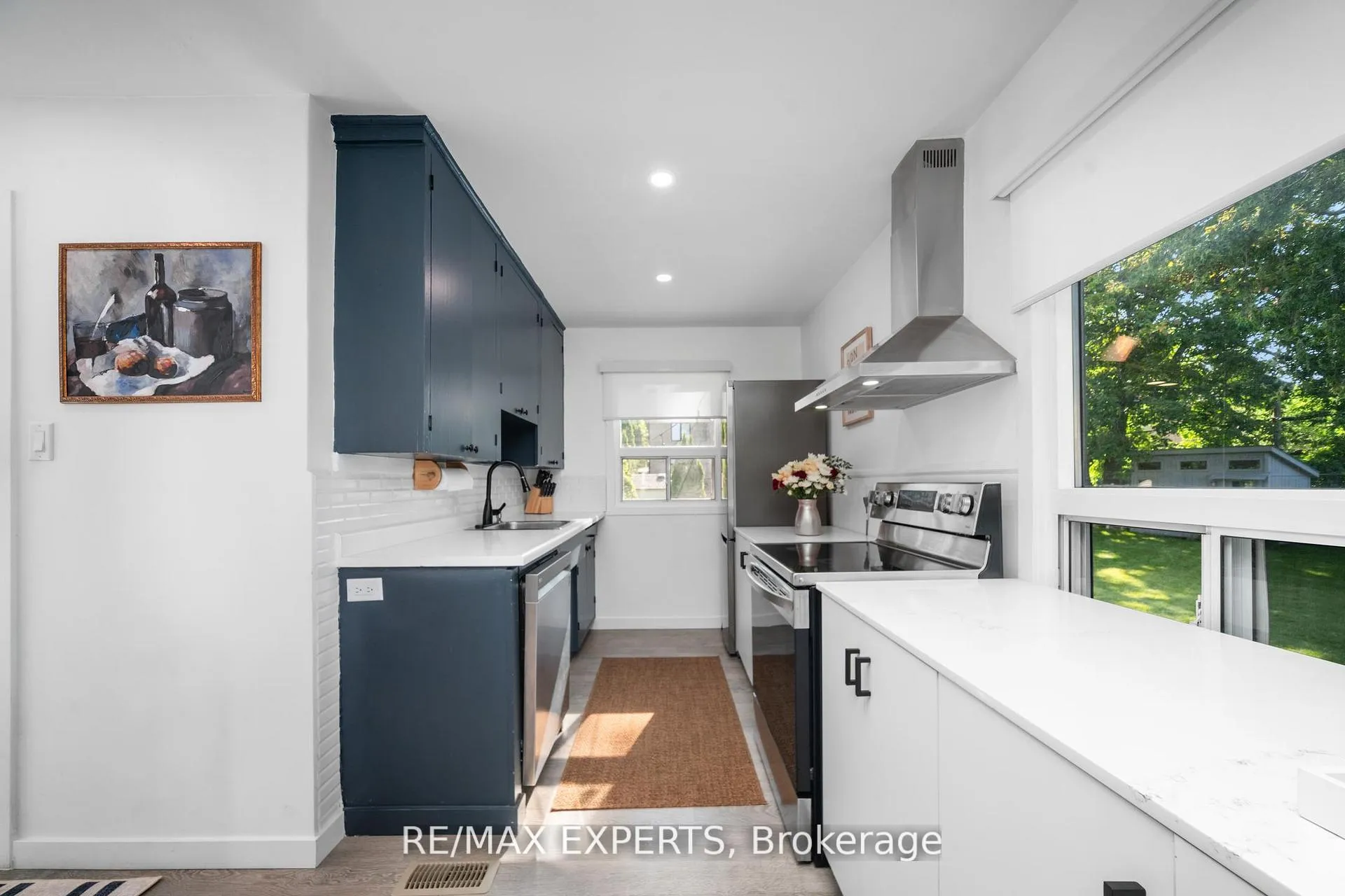 Photo 15 of 6 Mccallum Court, Etobicoke, Stonegate-Queensway — HOMEH