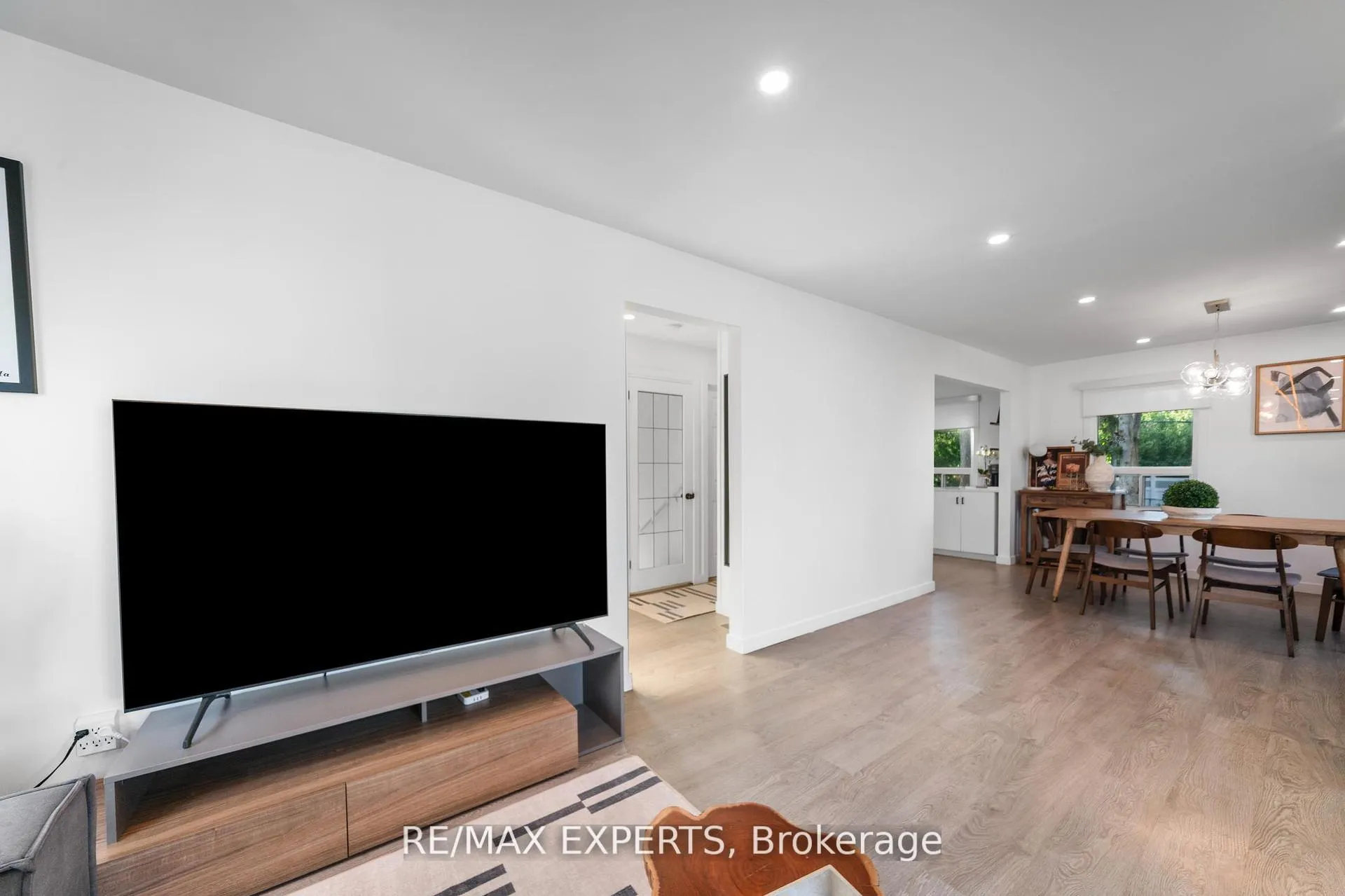 Photo 17 of 6 Mccallum Court, Etobicoke, Stonegate-Queensway — HOMEH