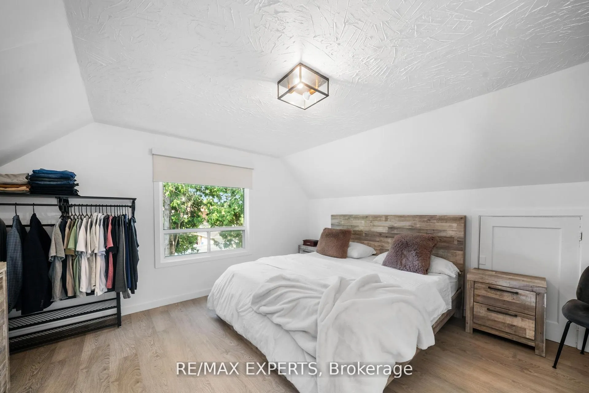 Photo 19 of 6 Mccallum Court, Etobicoke, Stonegate-Queensway — HOMEH